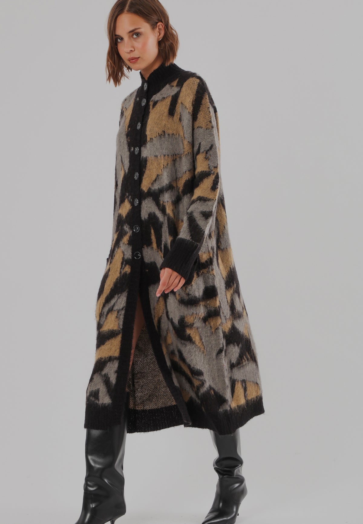 LAYLA CARDIGAN BLACK & GREY& CAMEL