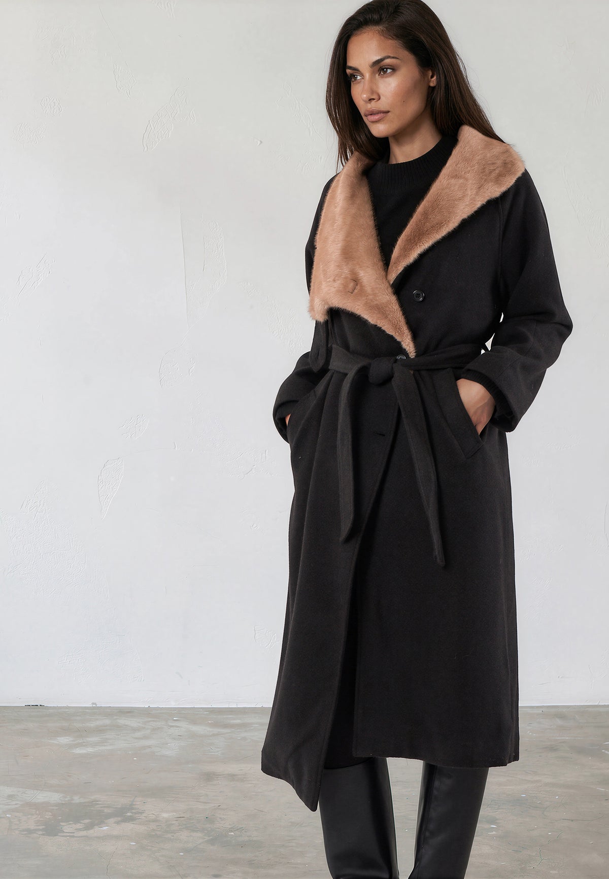 LILY COAT JET BLACK