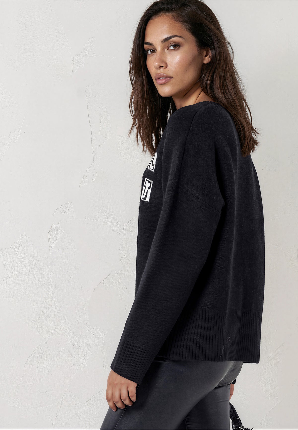 MADDIE JUMPER  JET BLACK