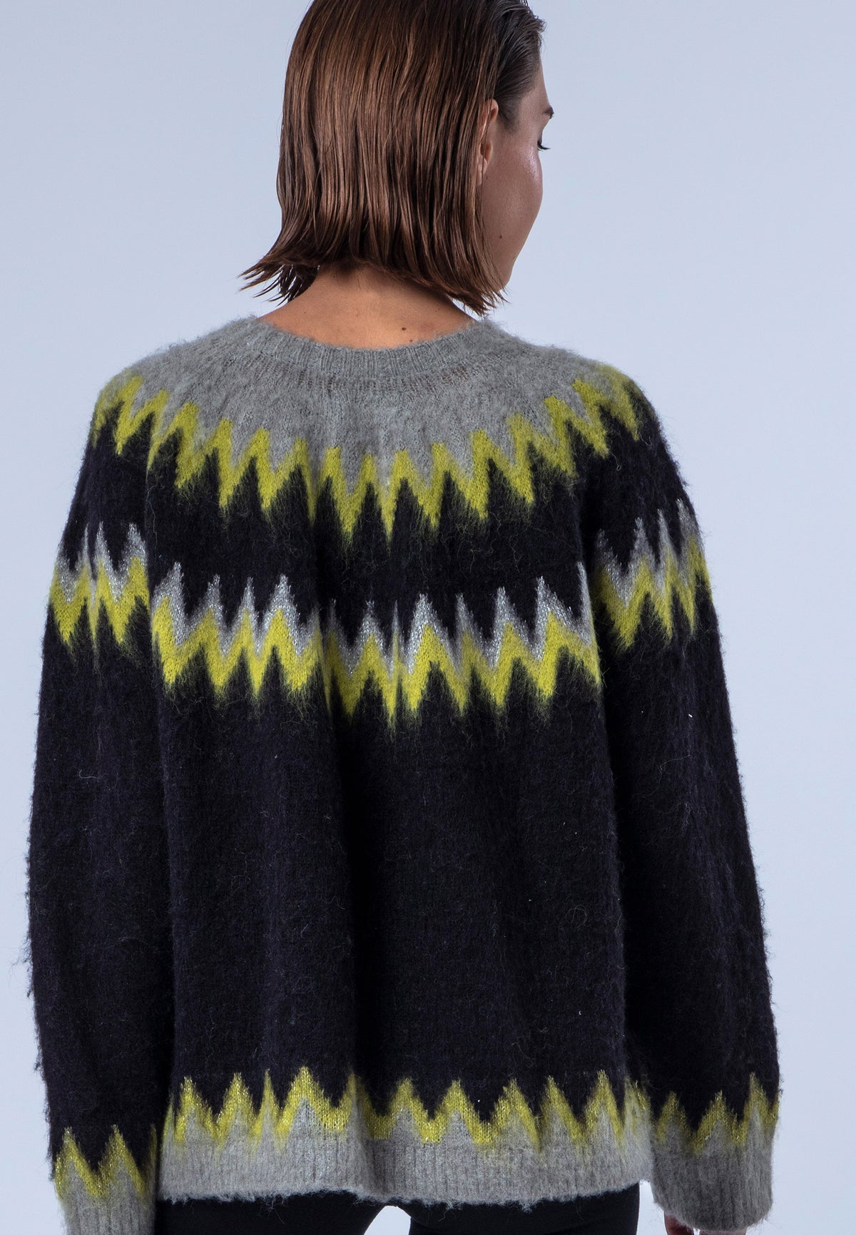 NADIA JUMPER BLACK YELLOW