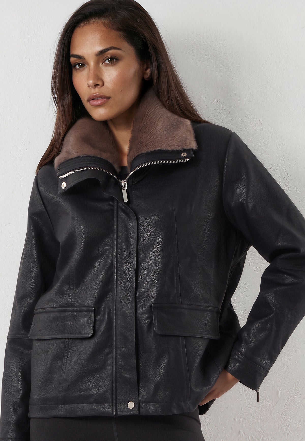 REY JACKET JET BLACK