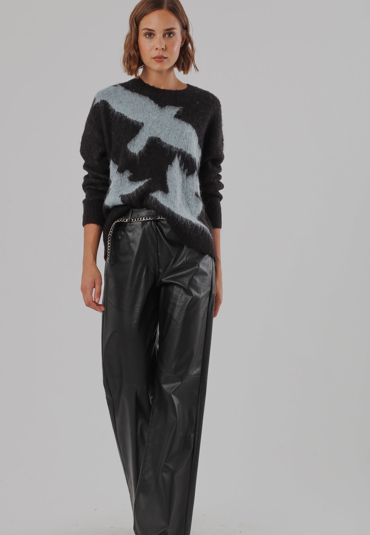 AVIATION JUMPER  JET BLACK