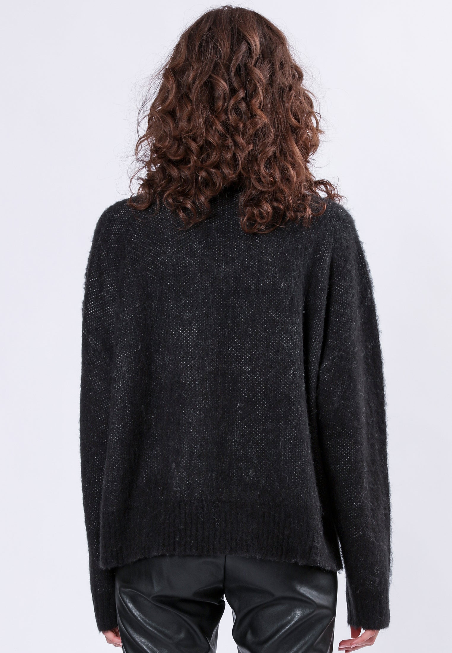 HEART JUMPER BLACK