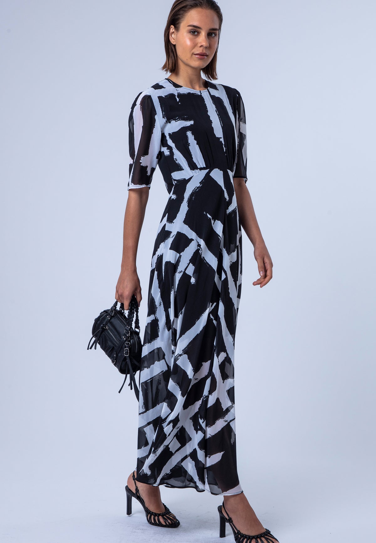 SIENNA MAXI DRESS SELVAGE BLACK