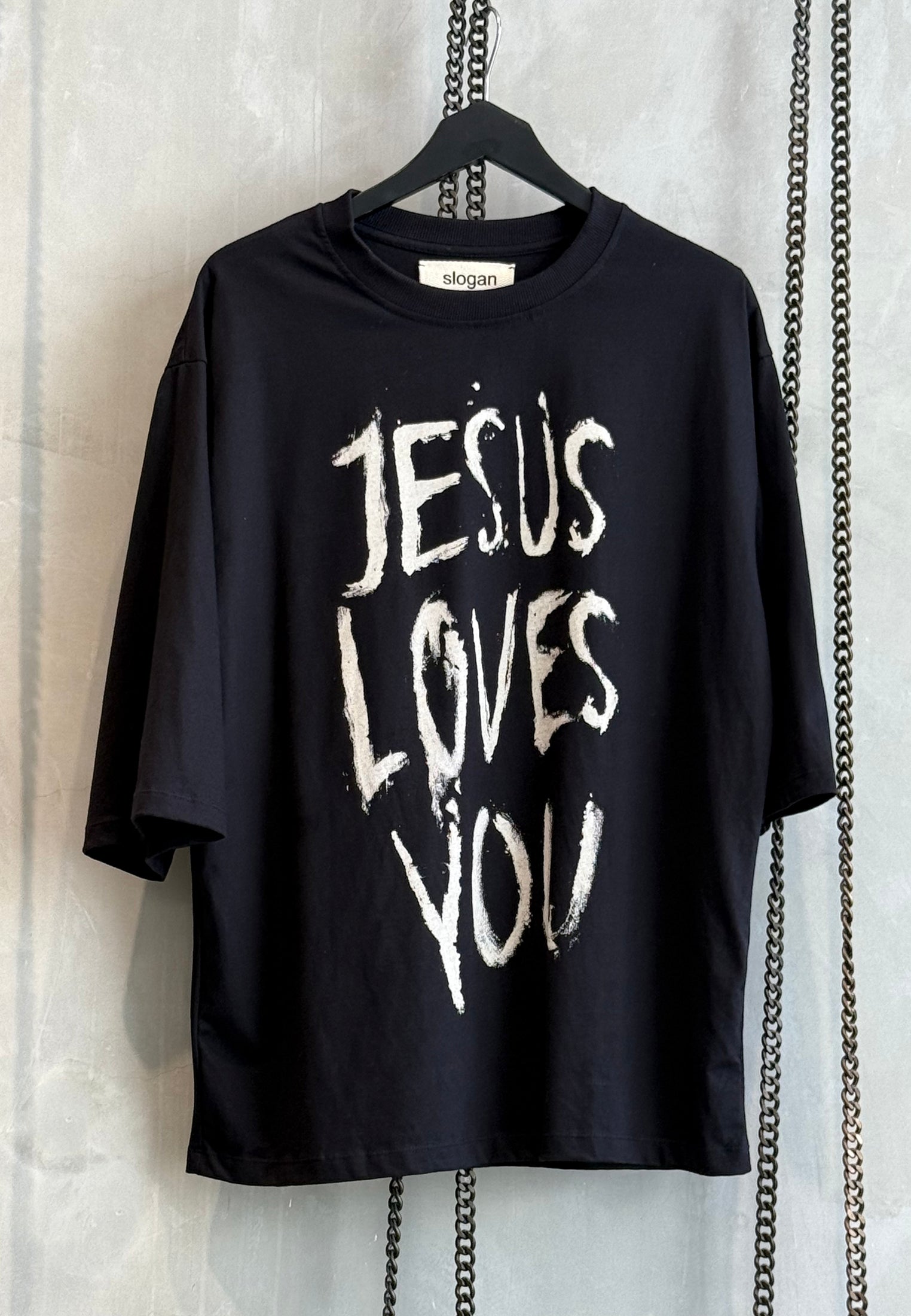 JESUS LOVES YOU OVERSIZED T-SHIRT BLACK