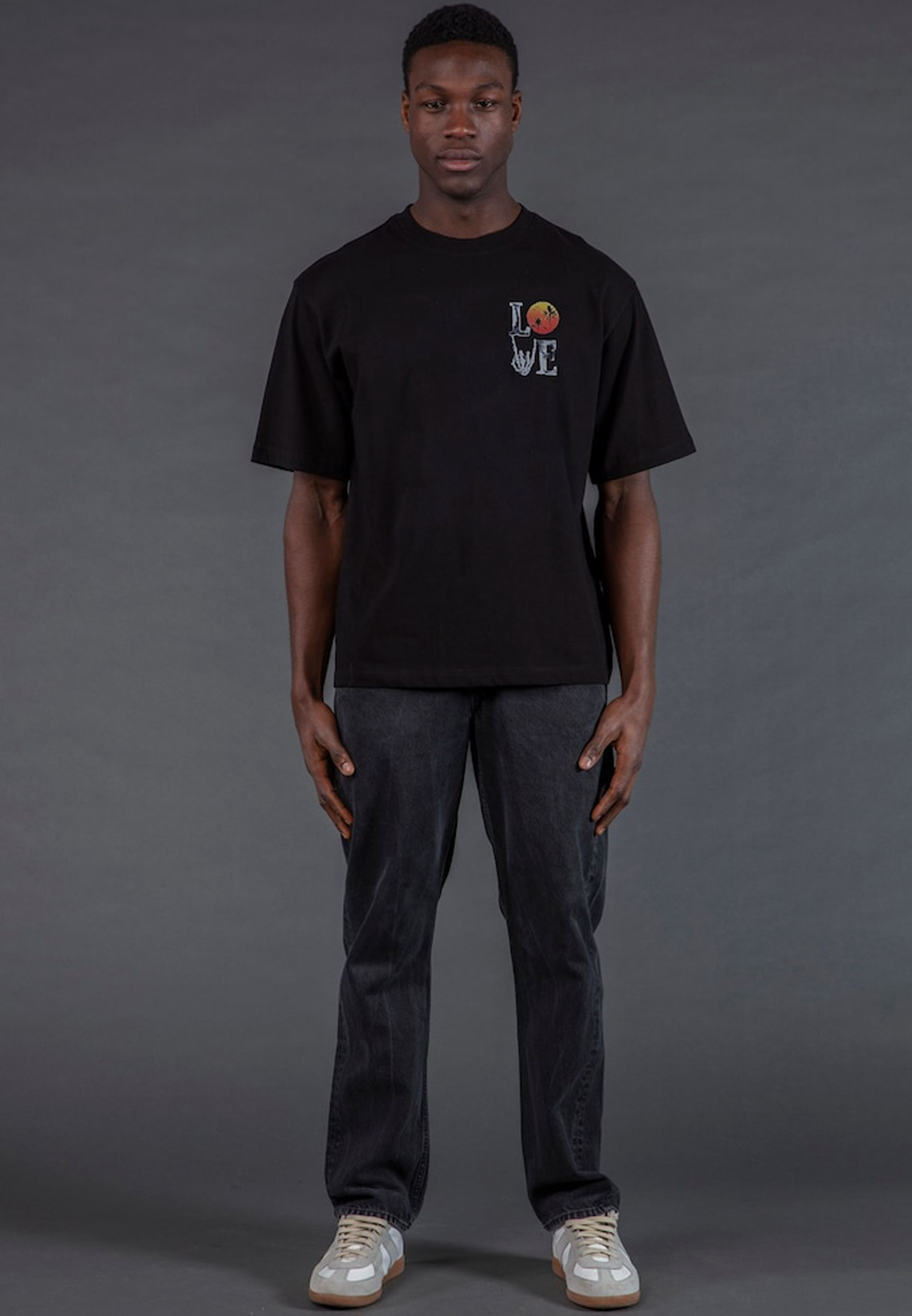 SUMMER LOVE OVERSIZED T-SHIRT BLACK