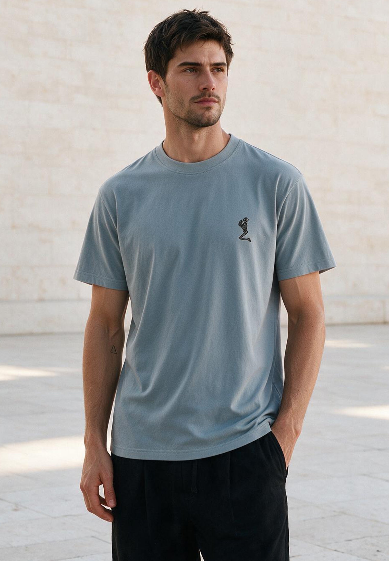 ESSENTIAL CORE SLATE T-SHIRT