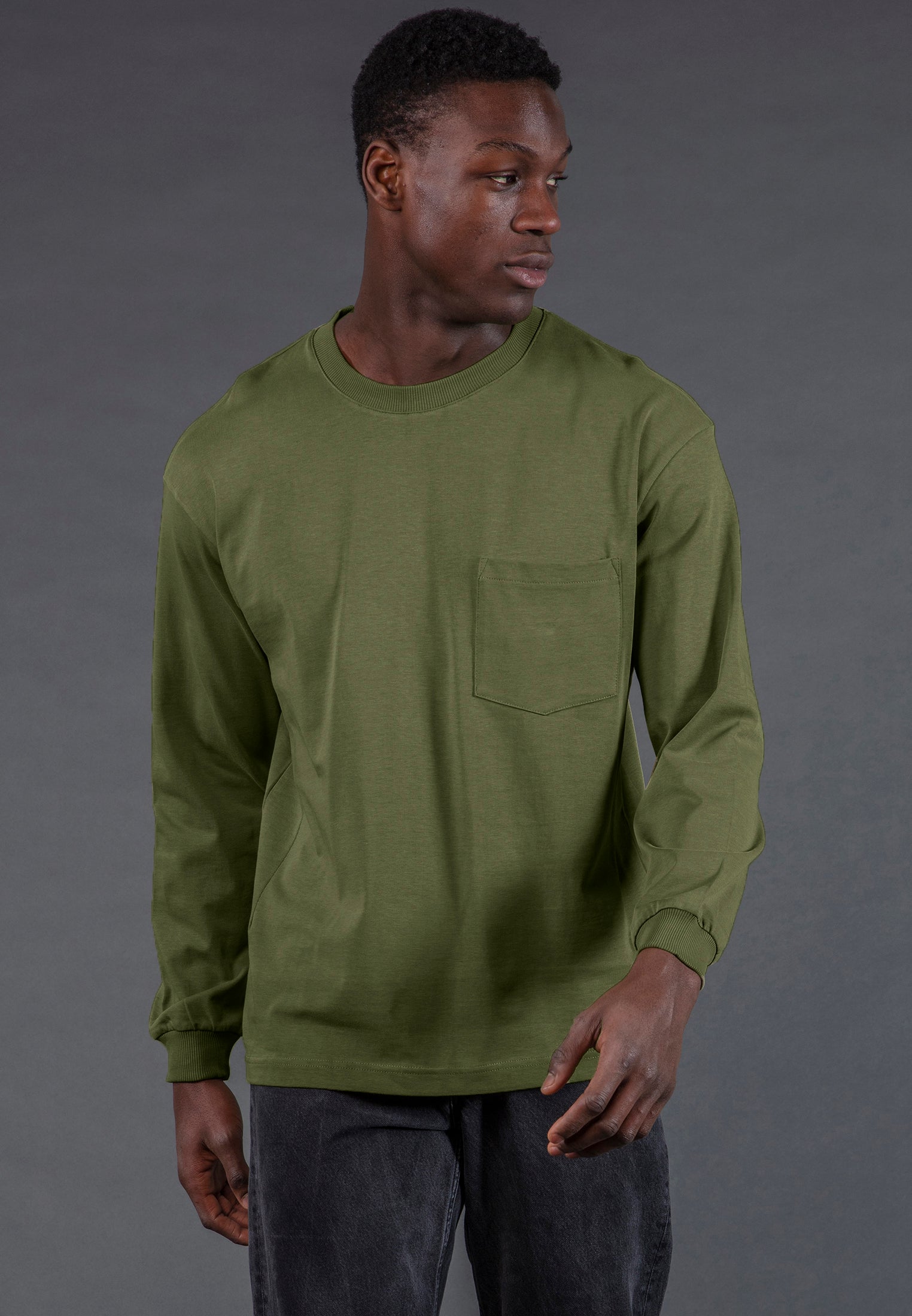 HEAVYWEIGHT LS POCKET T-SHIRT ARMY GREEN