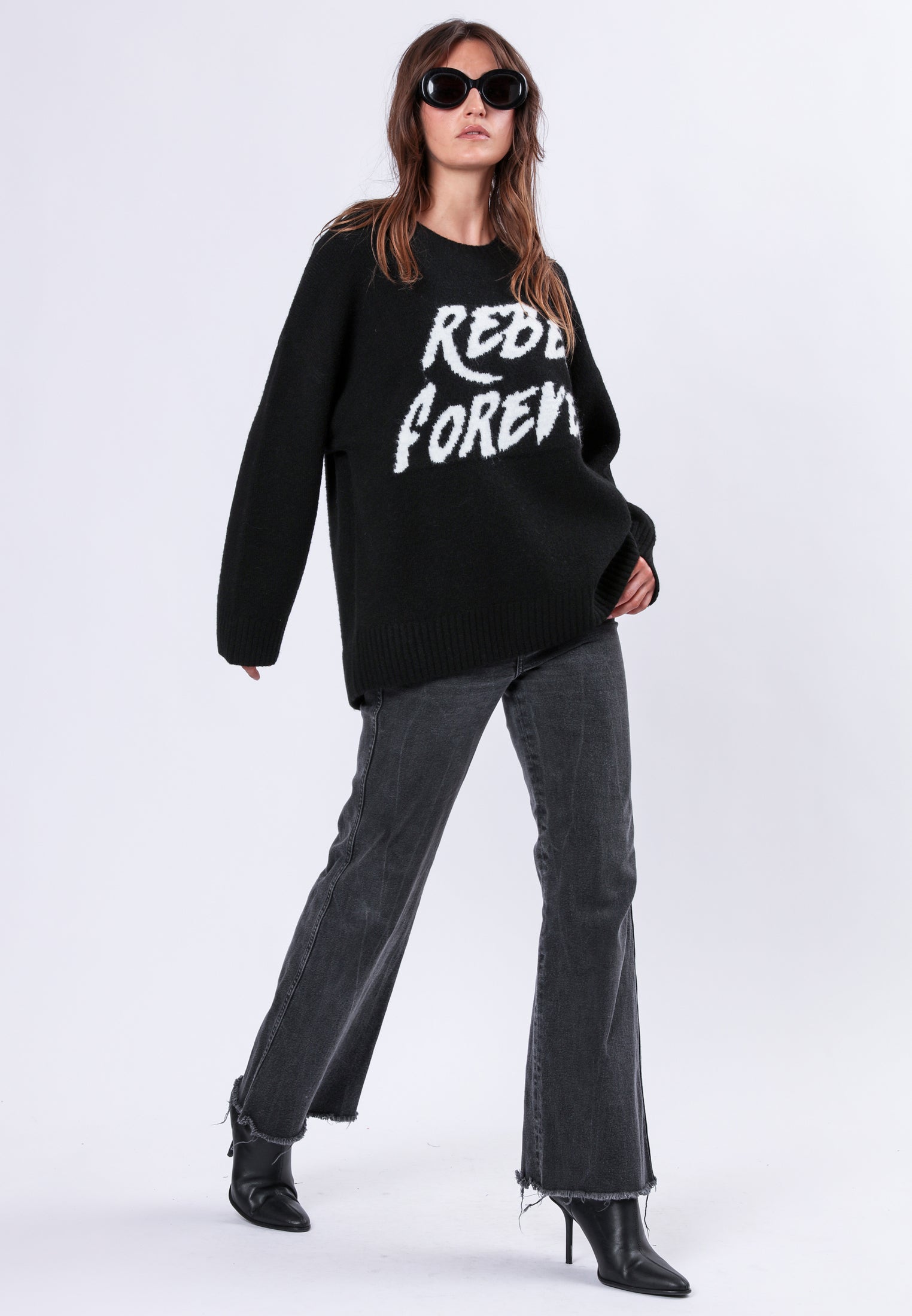 REVOLUTION REBEL JUMPER BLACK