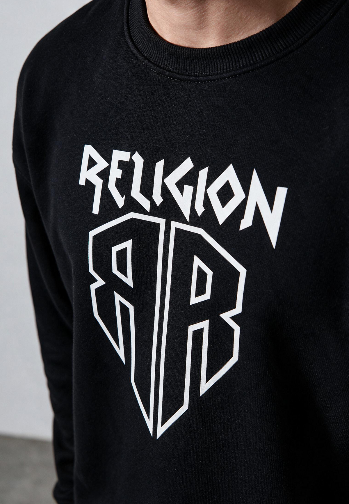 SHIELD CREW NECK SWEAT BLACK