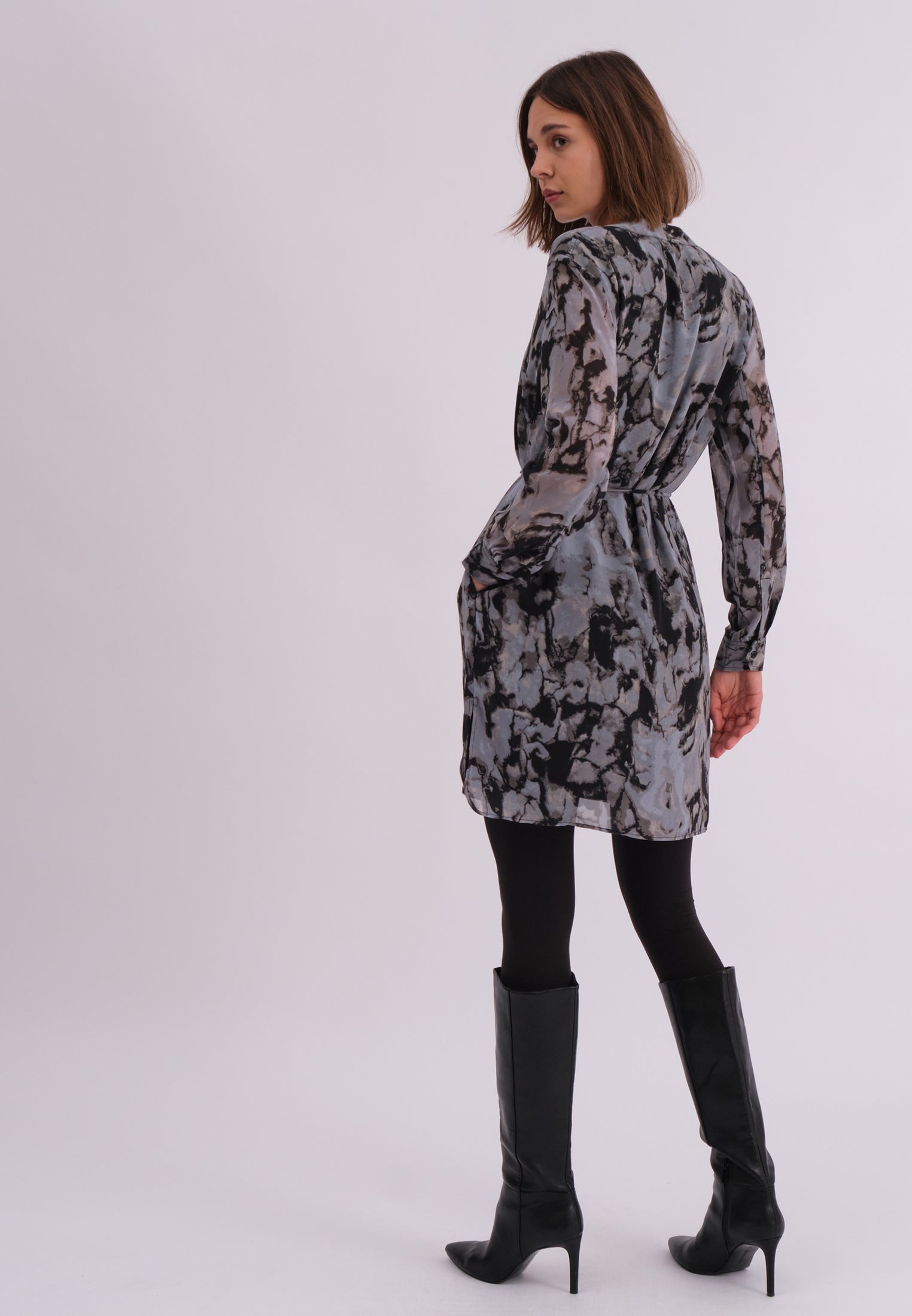 SOLSTICE KAFTAN PRIME GREY