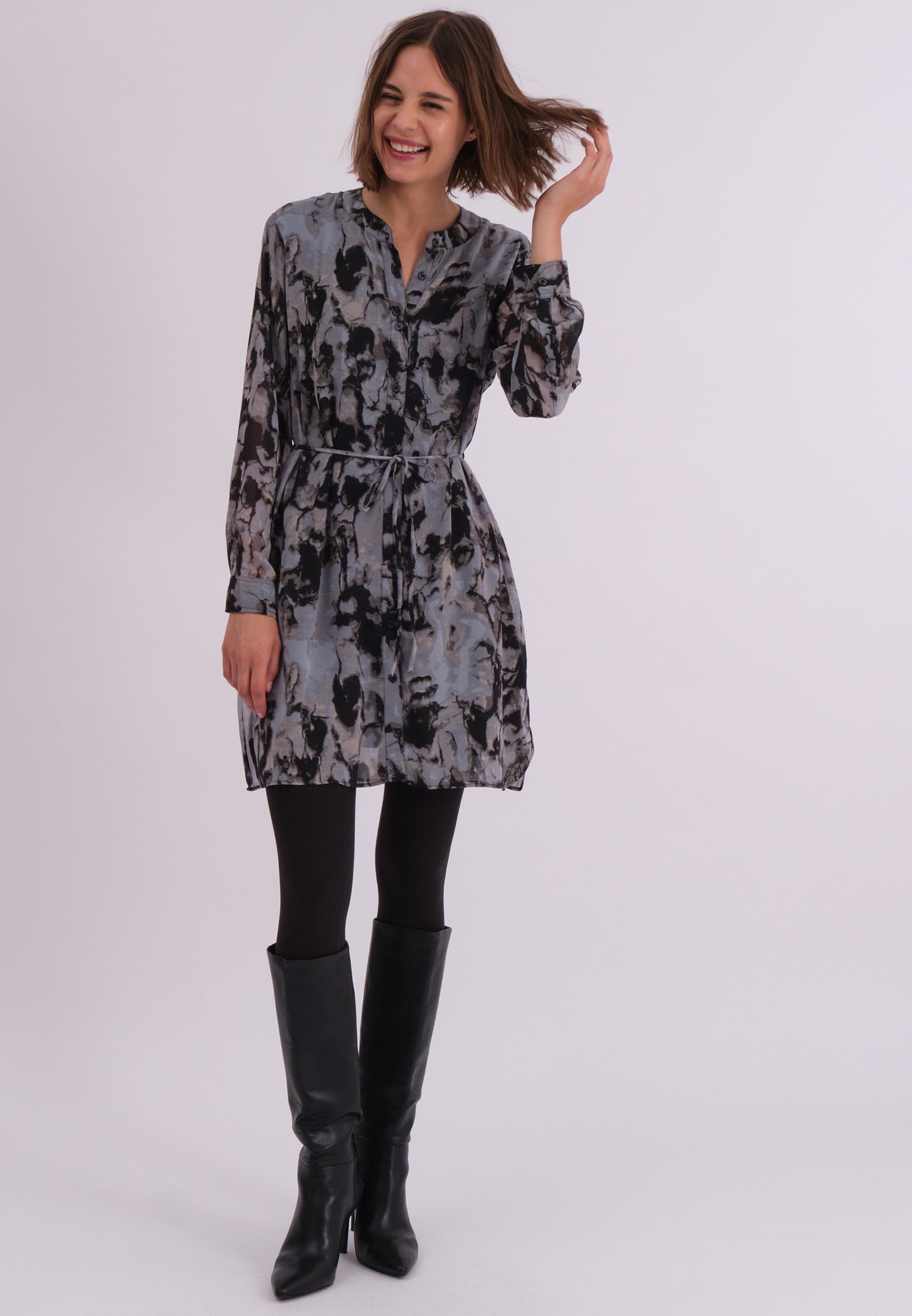 SOLSTICE KAFTAN PRIME GREY