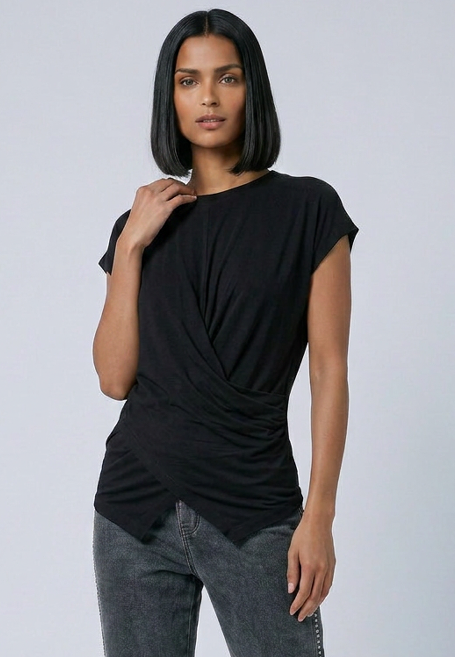 TIME T-SHIRT JET BLACK