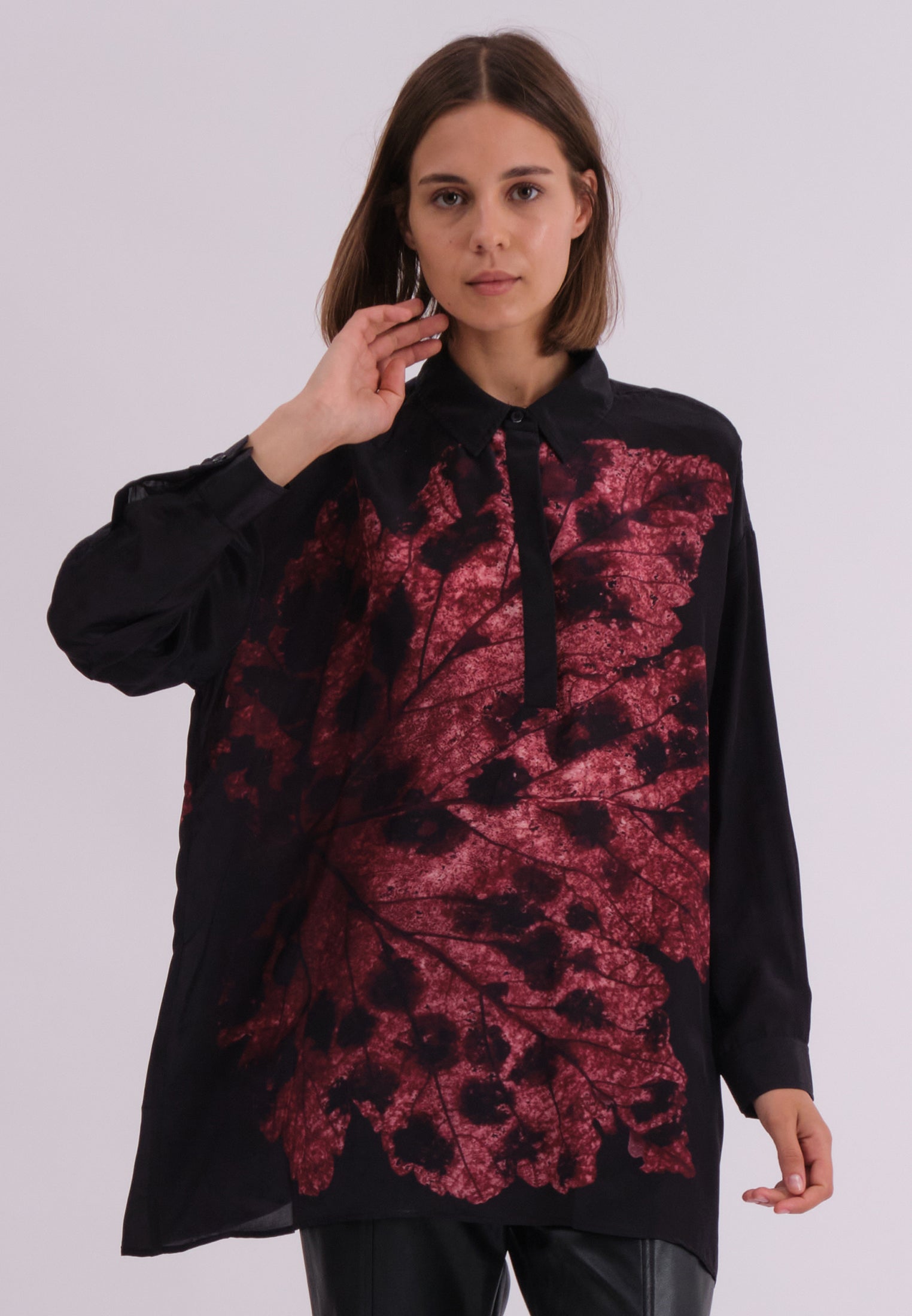 TWIST SHIRT OBSIDIAN DARK RED