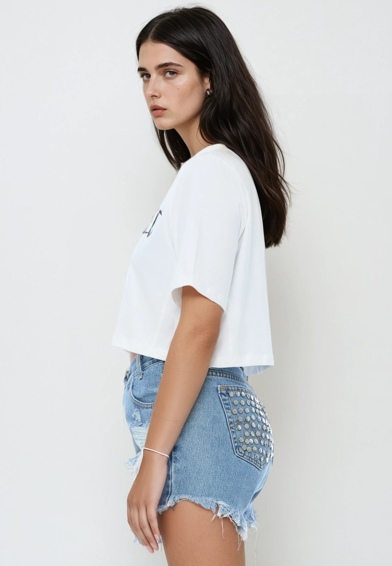 UNEMPLOYED CROP TOP WHITE