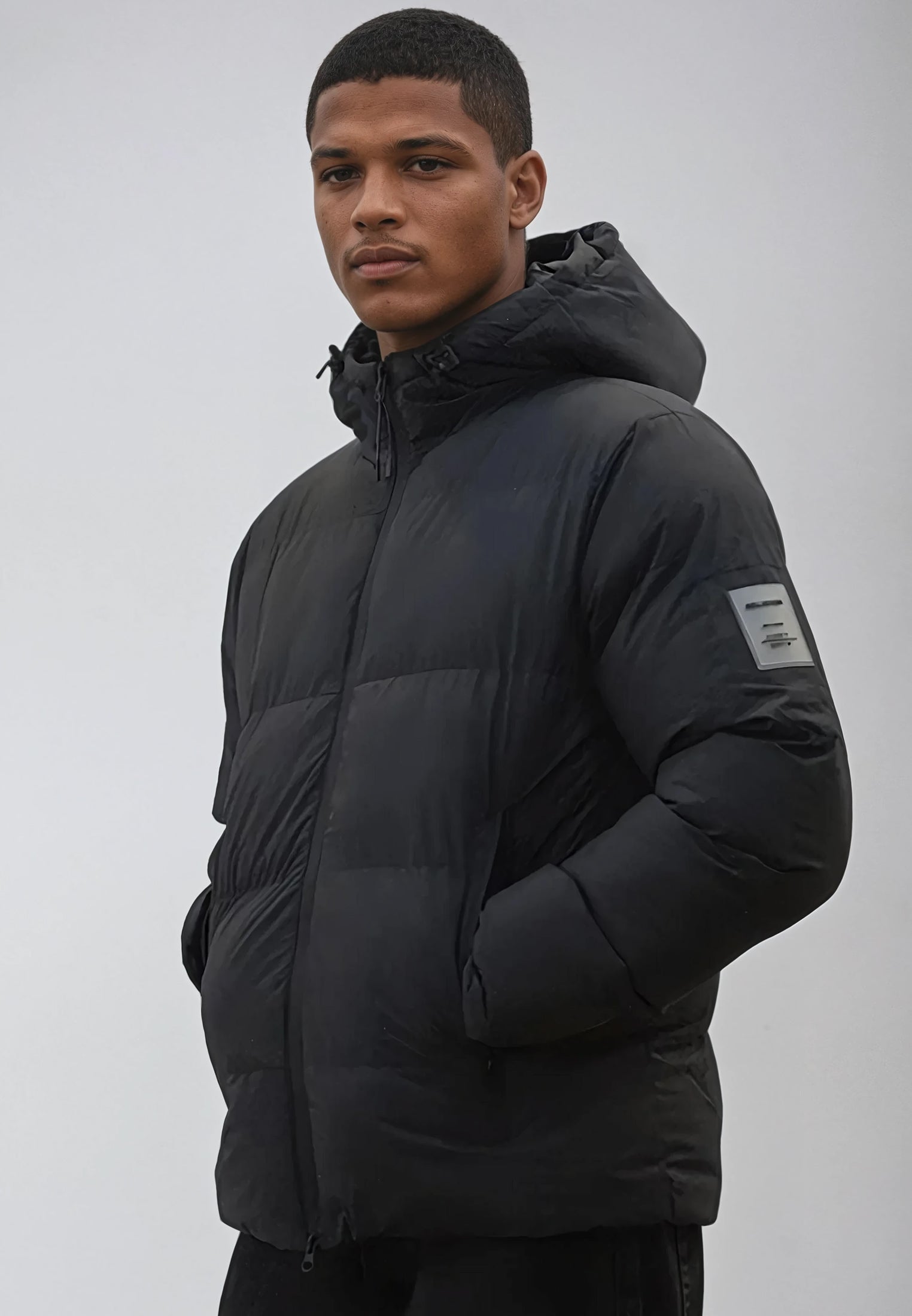 PERFORMANCE PUFFER JACKET BLACK