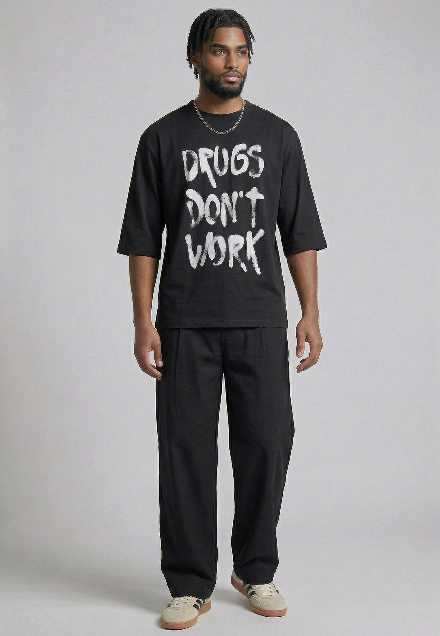 DRUGS DON'T WORK T-SHIRT BLACK