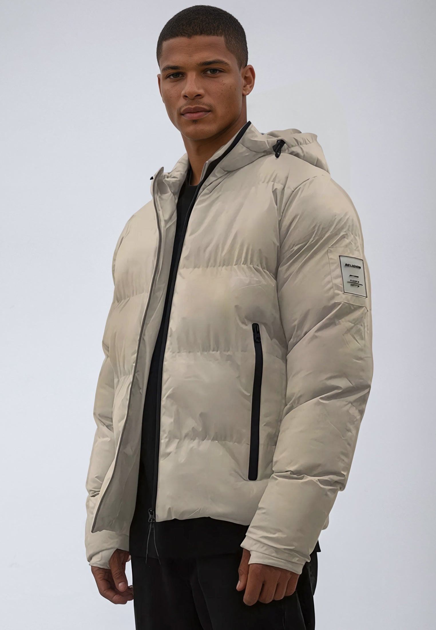 PERFORMANCE PUFFER JACKET TAN