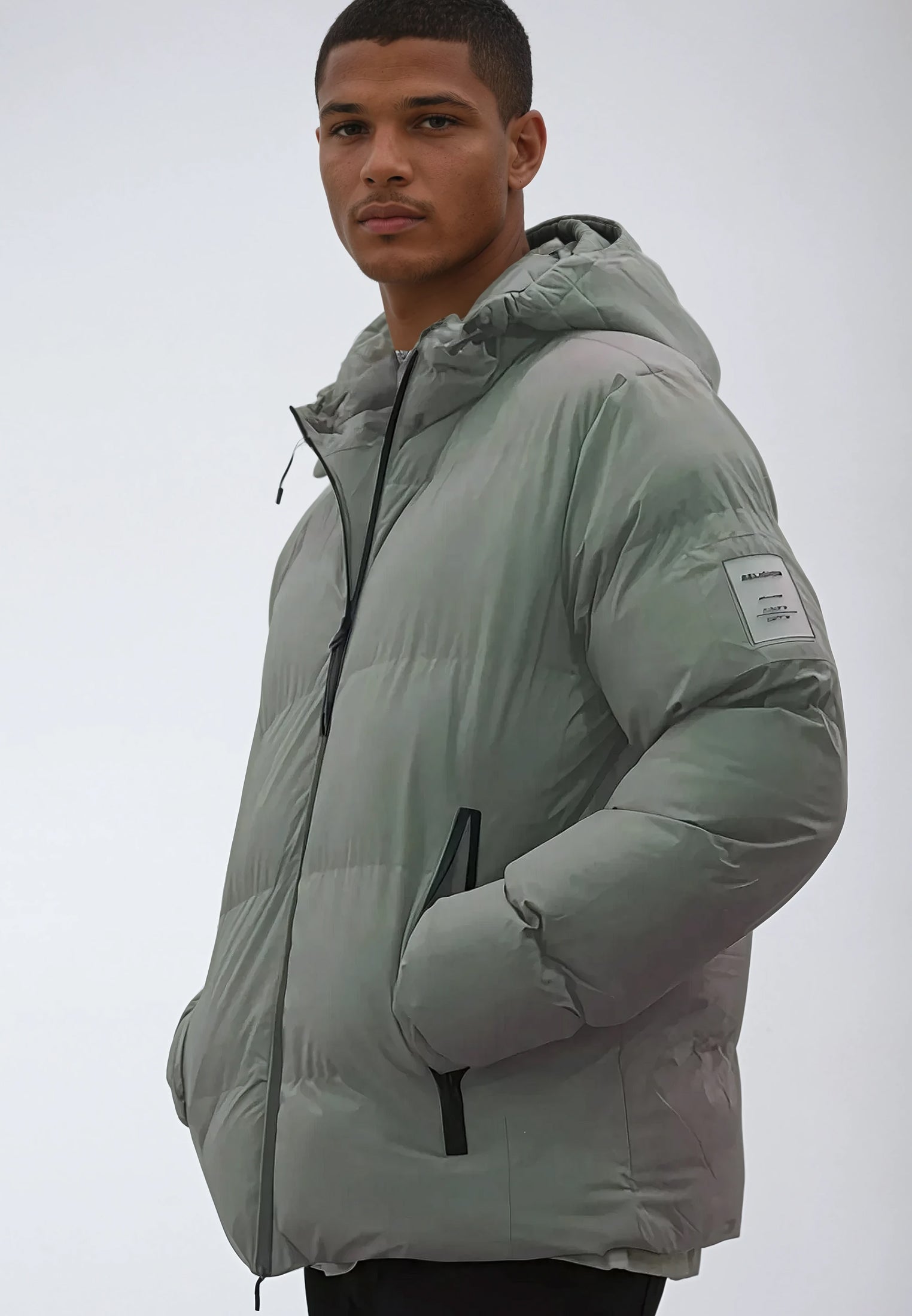 PERFORMANCE PUFFER JACKET KHAKI