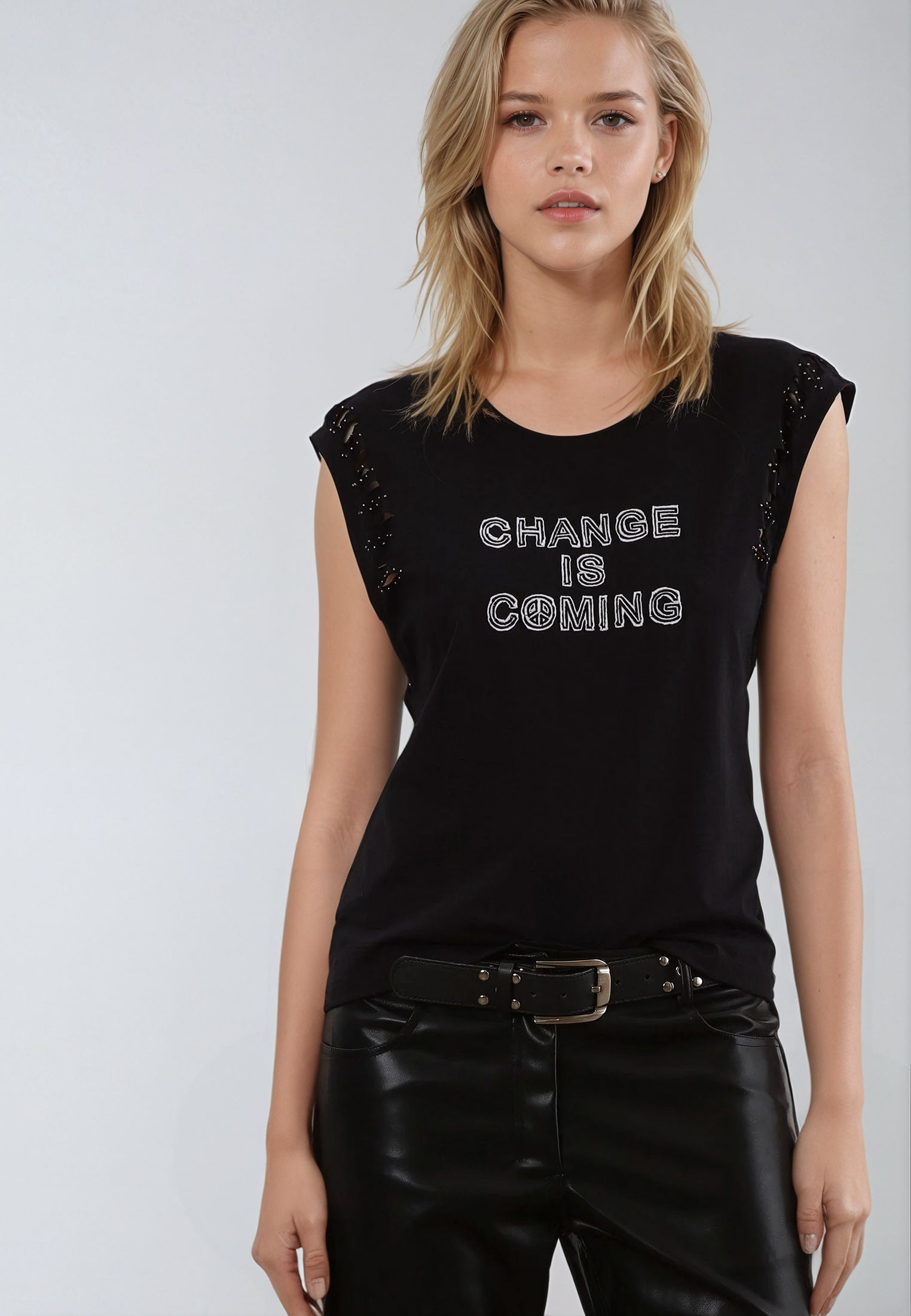 CHANGE TOP BLACK