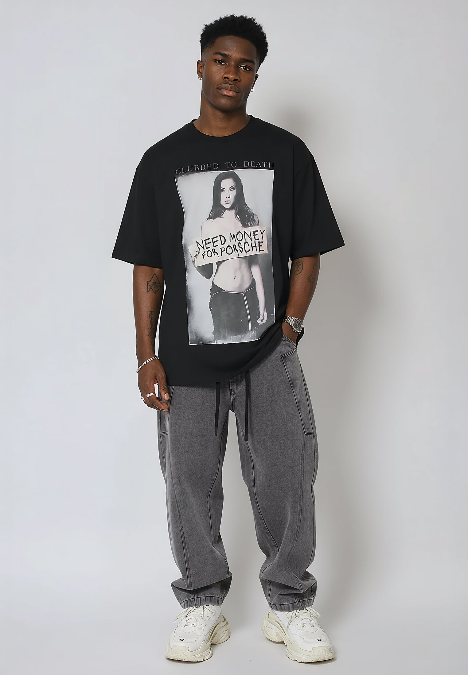 NEED MONEY OVERSIZED T-SHIRT JET BLACK