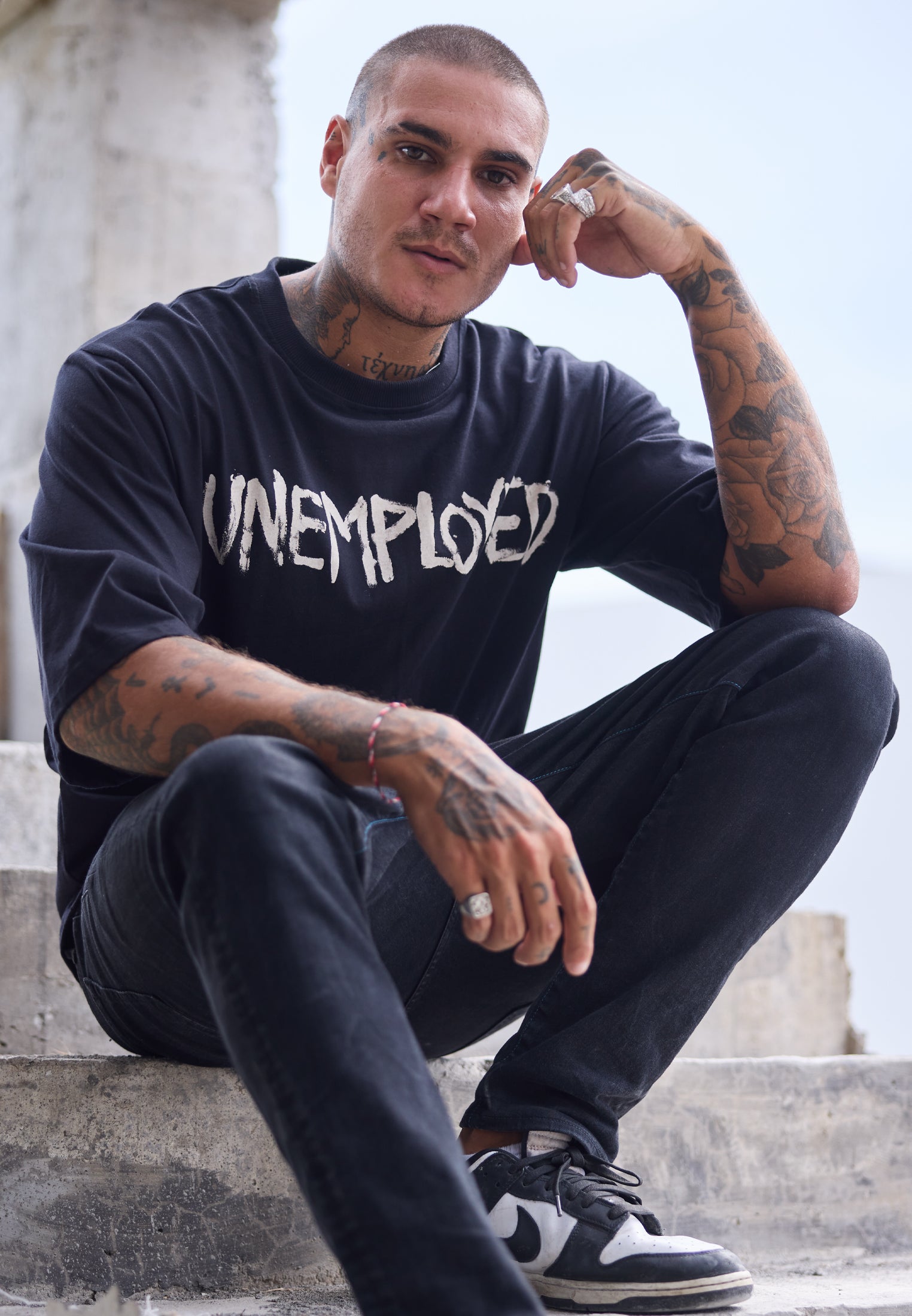UNEMPLOYED OVERSIZED T-SHIRT BLACK