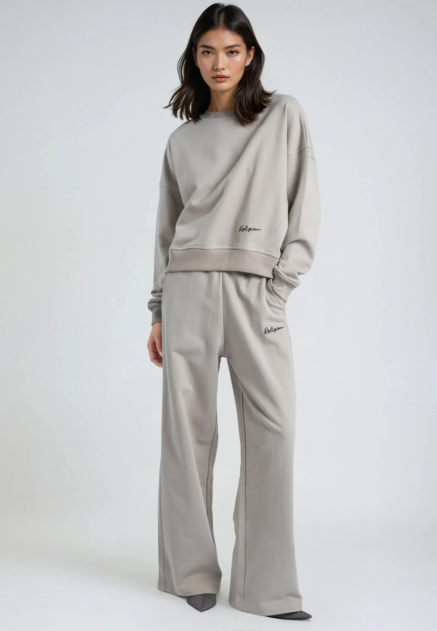 EMBROIDERY RELAXED SWEATPANTS STONE