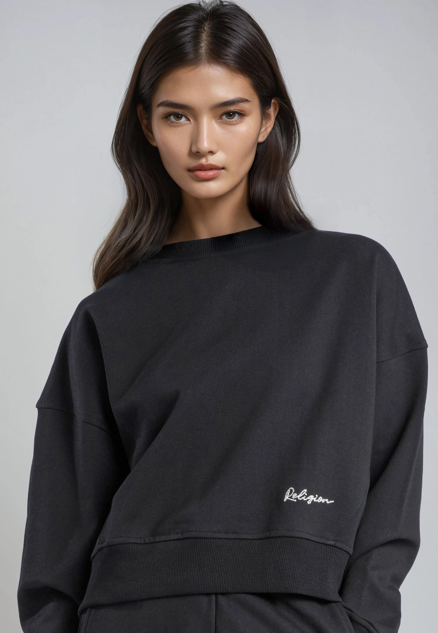 EMBROIDERY BATWING SWEAT BLACK