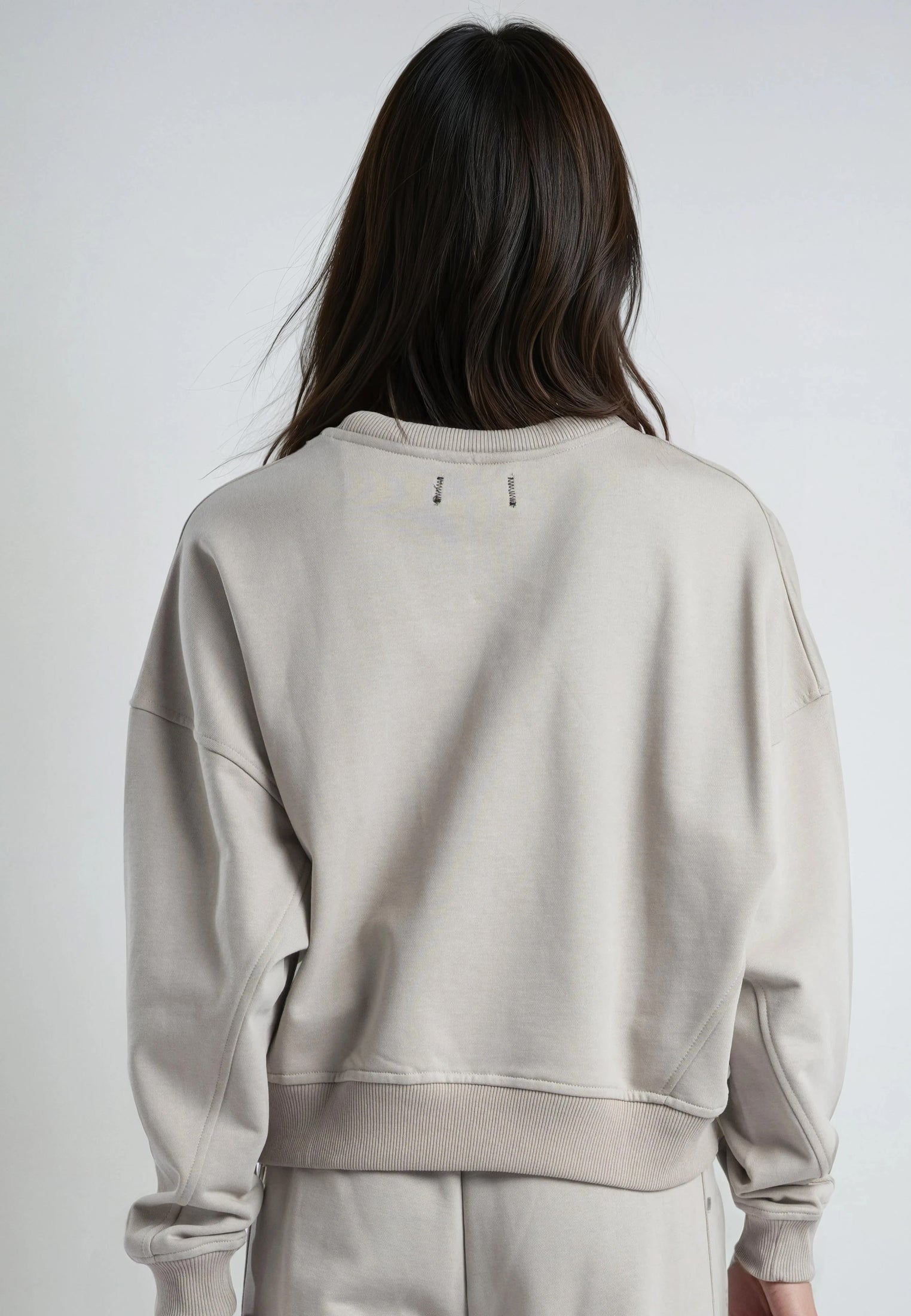 EMBROIDERY BATWING SWEAT STONE