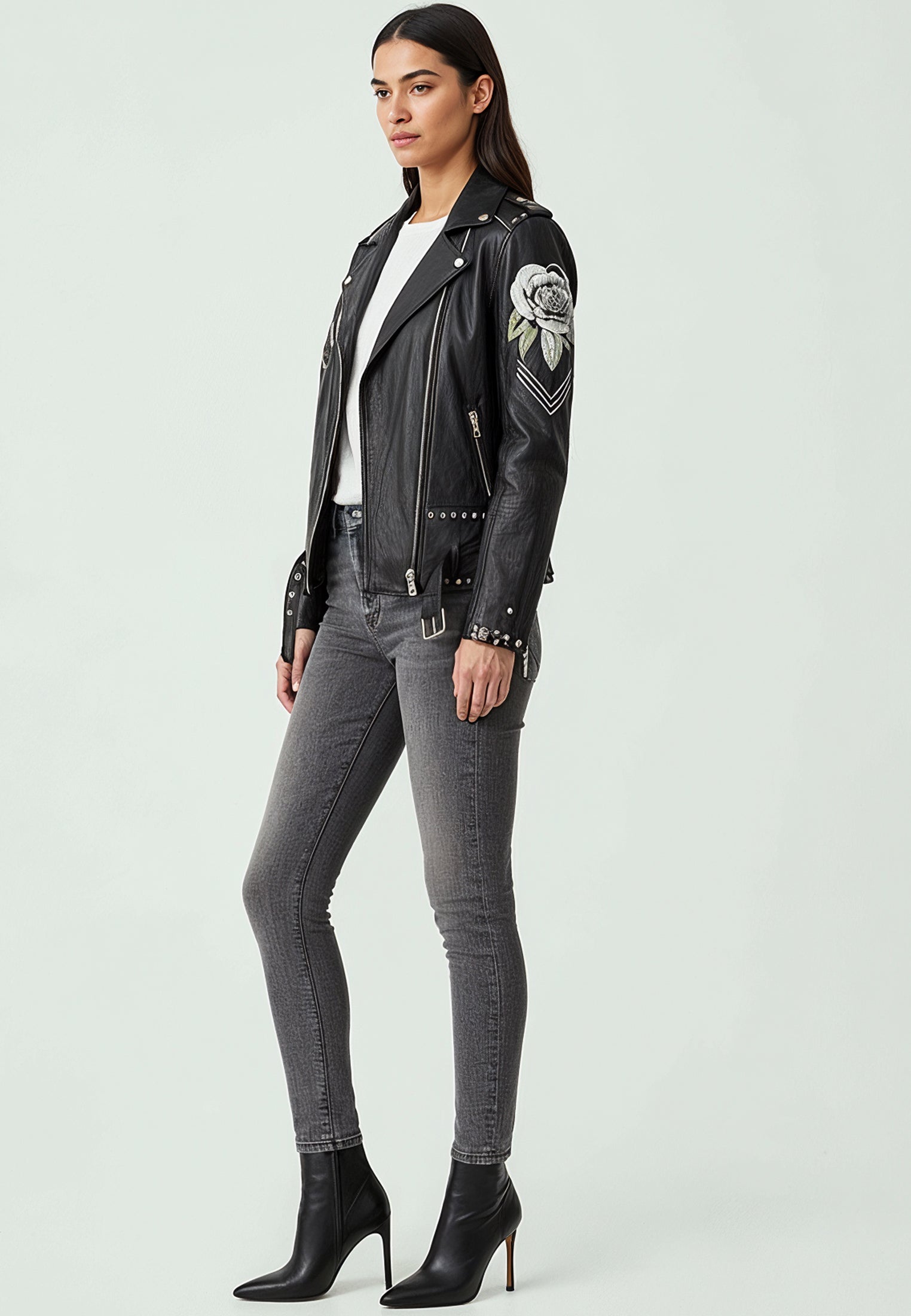 BLUSH BIKER