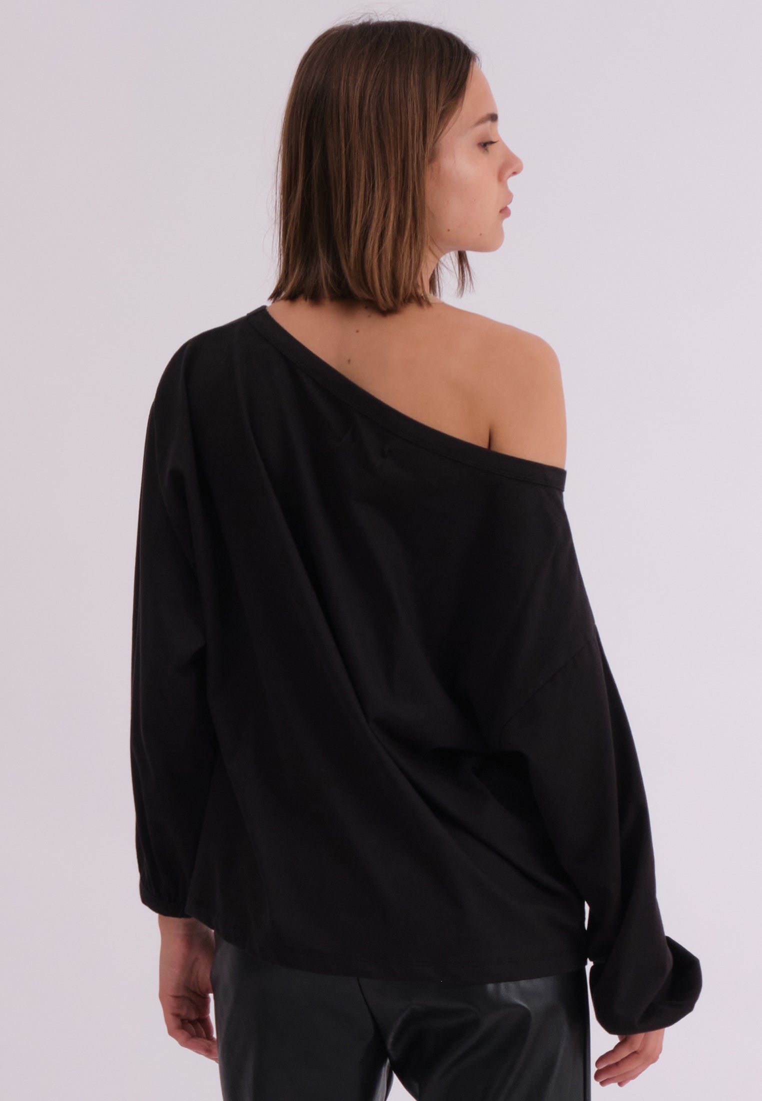 WINGS SKULL BLACK LS TOP