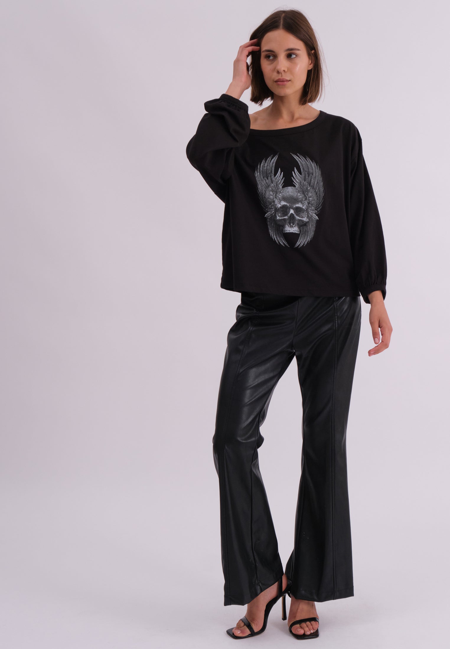 WINGS SKULL BLACK LS TOP