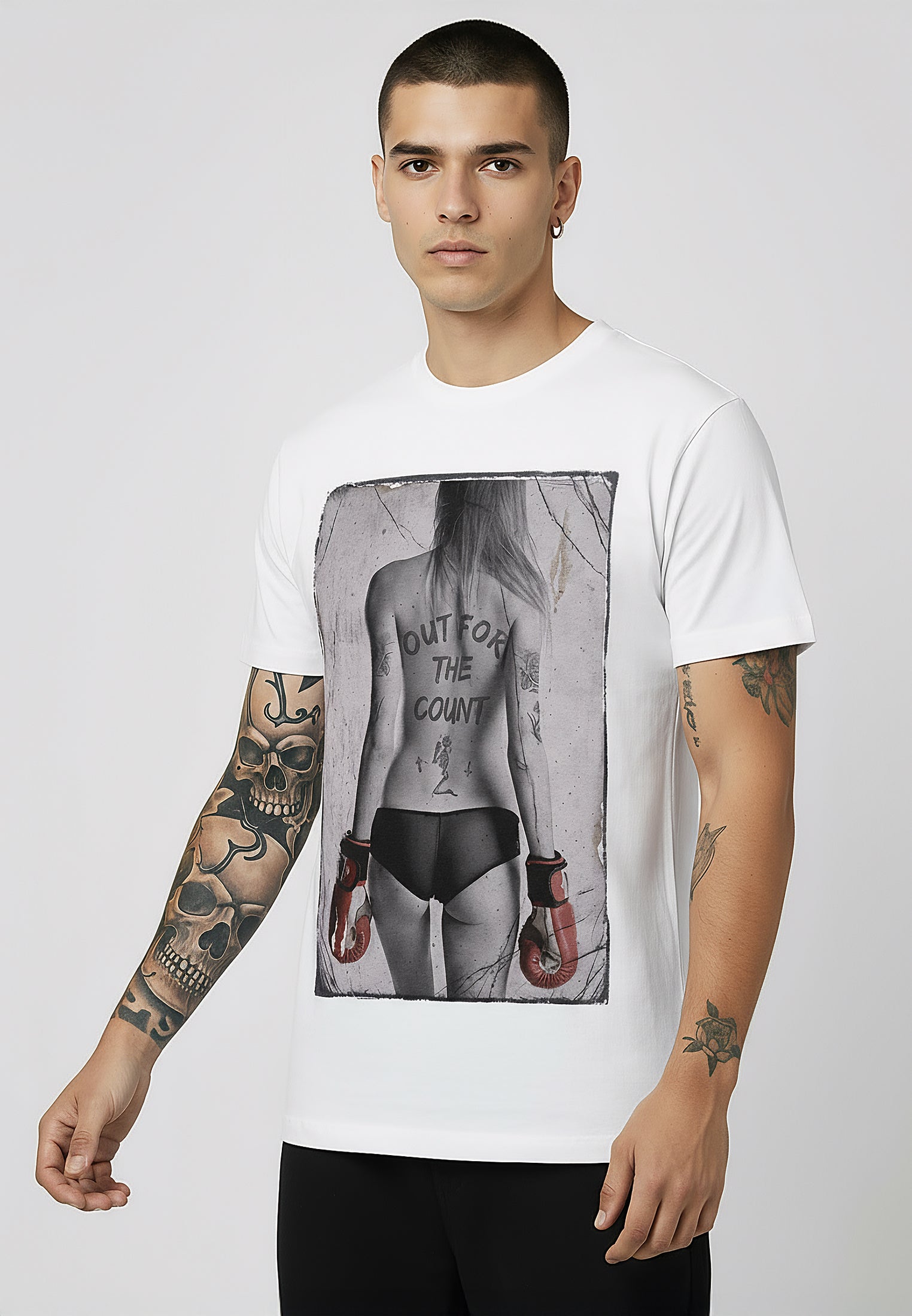 OUT FOR THE COUNT T-SHIRT WHITE