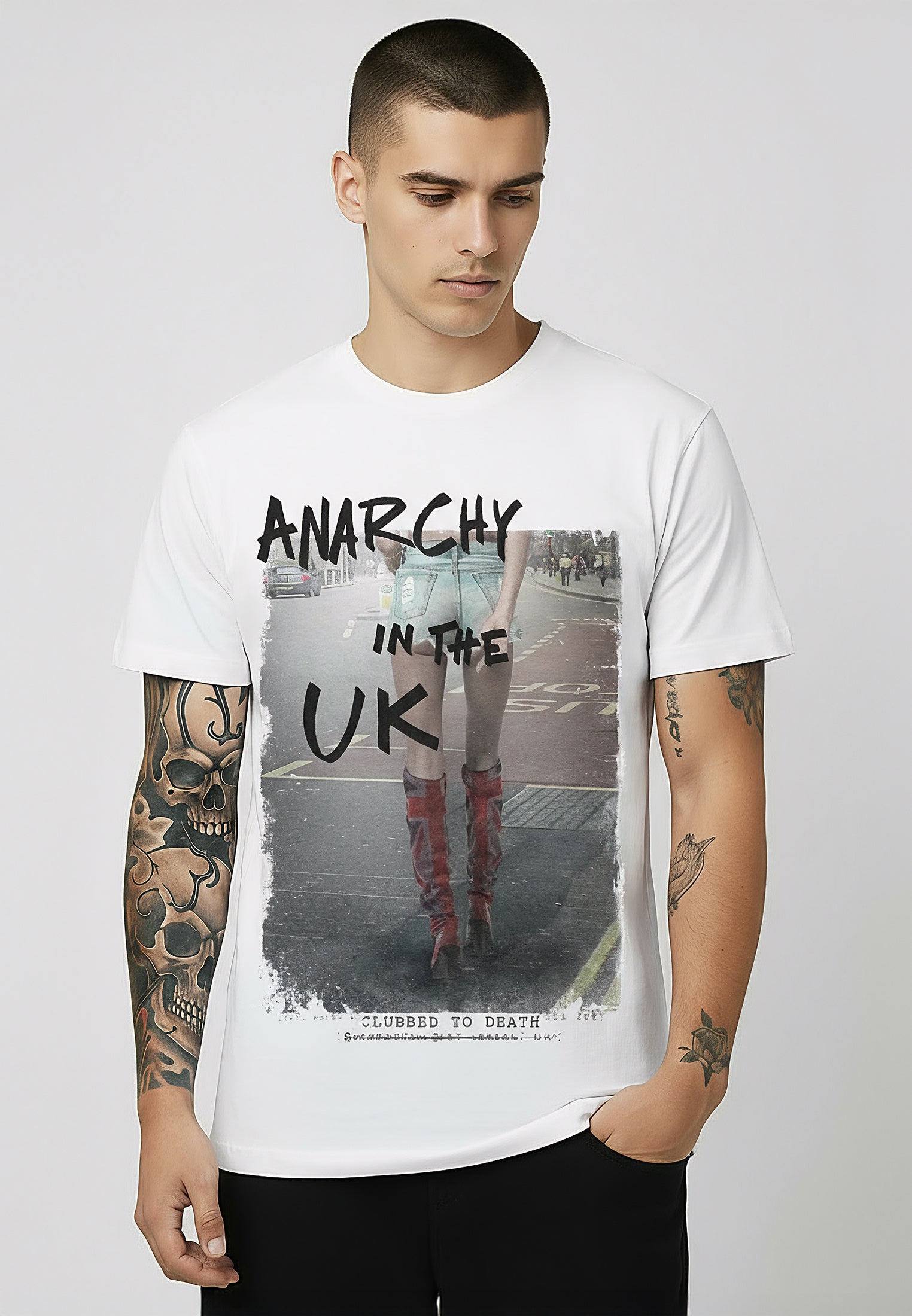 ANARCHY IN THE UK T-SHIRT WHITE