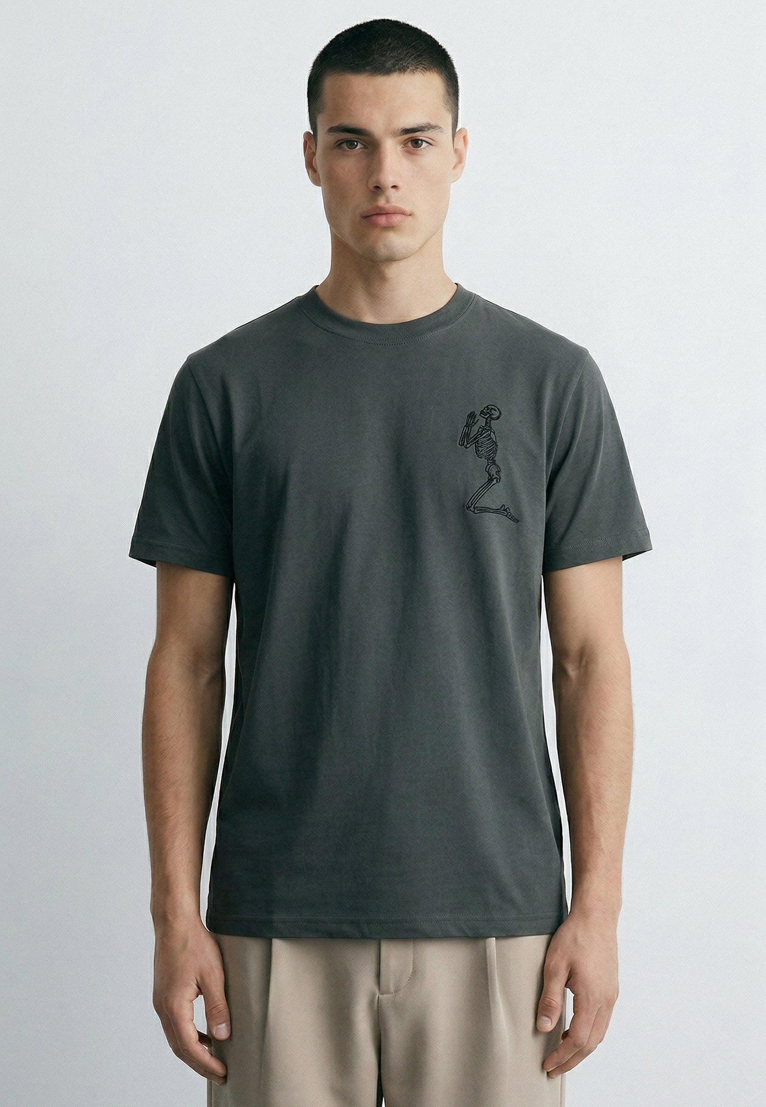 ESSENTIAL BIG SKELETON DARK METAL T-SHIRT