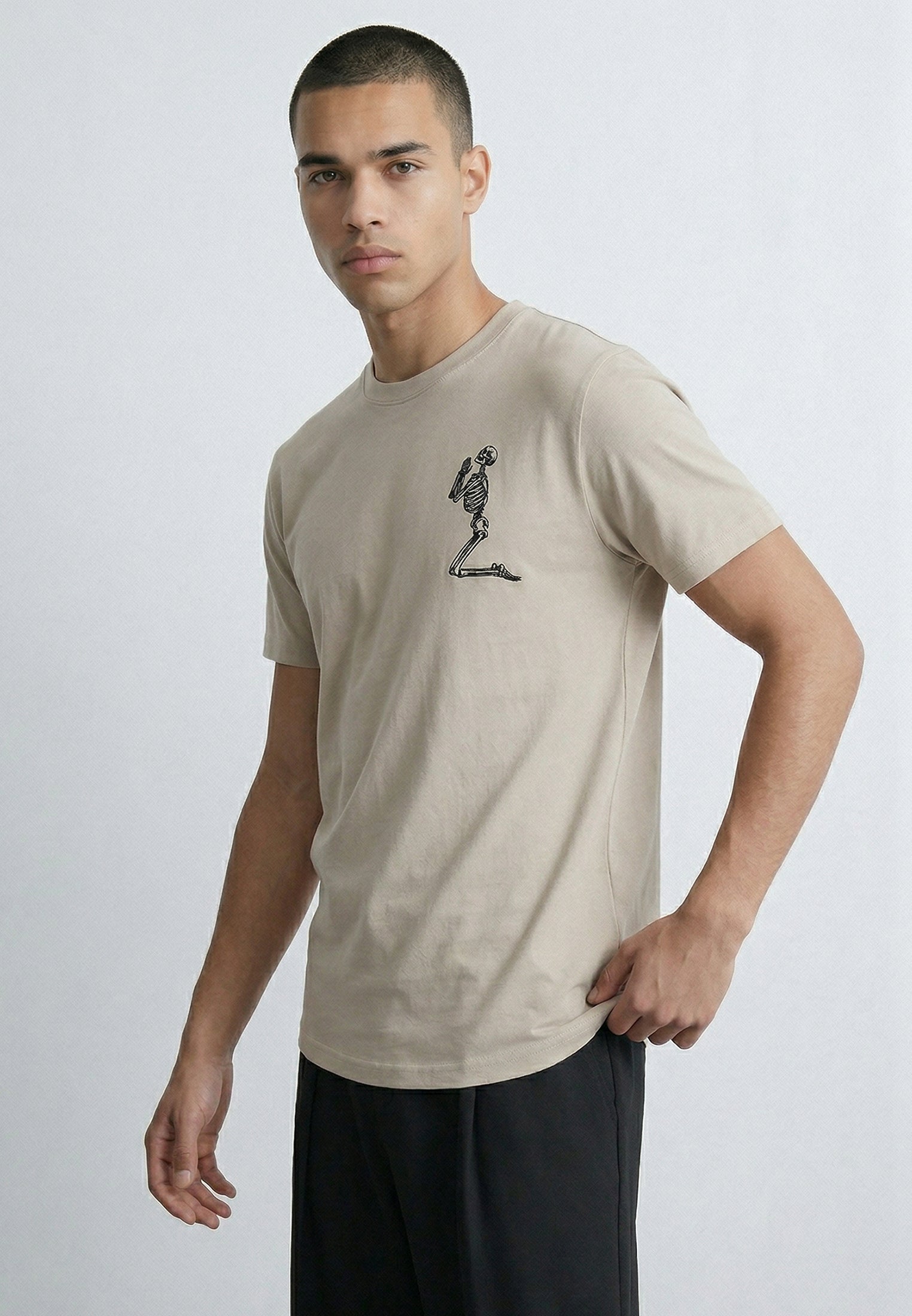 ESSENTIAL BIG SKELETON FAWN T-SHIRT