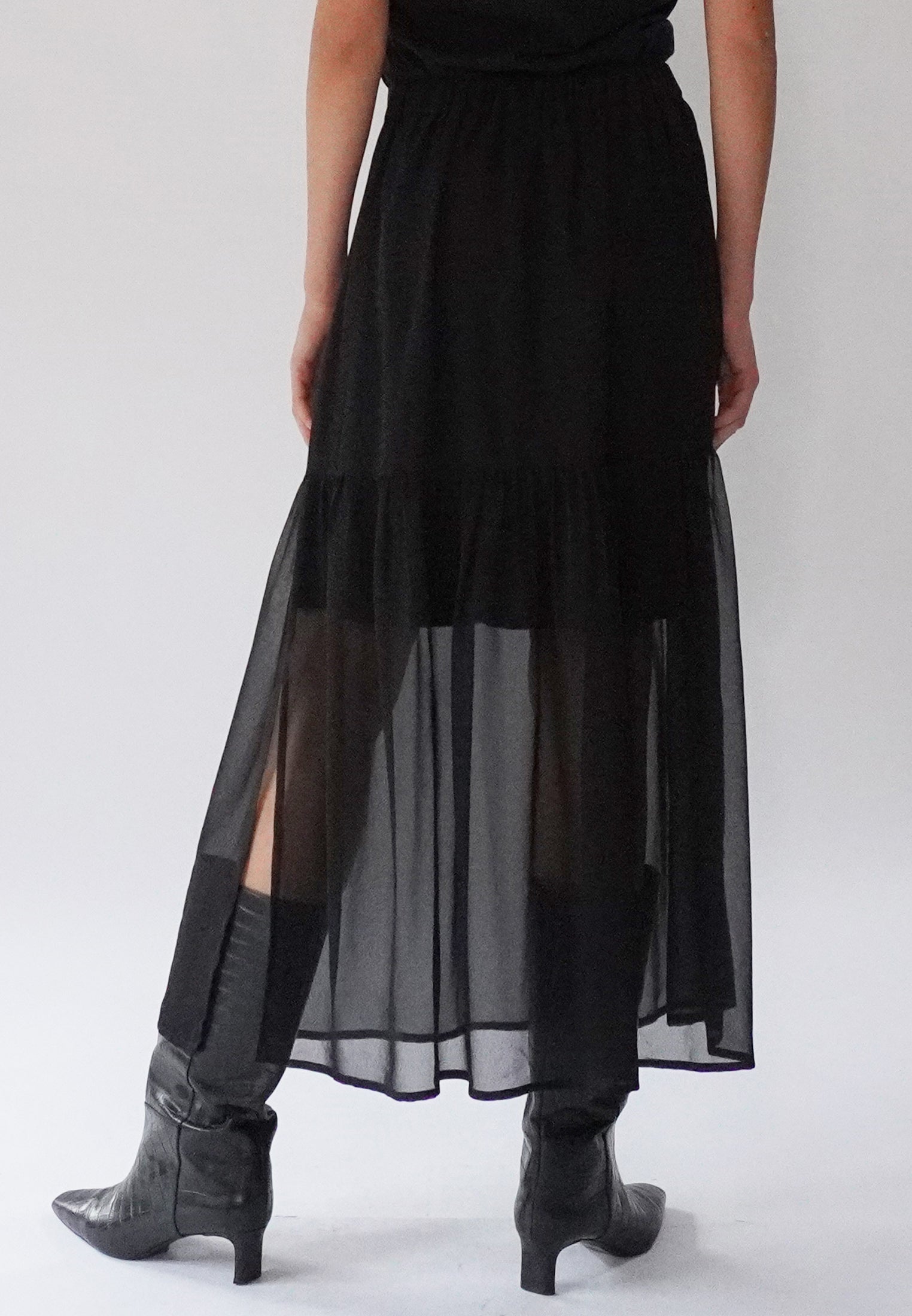 Black fit and 2024 flare maxi skirt