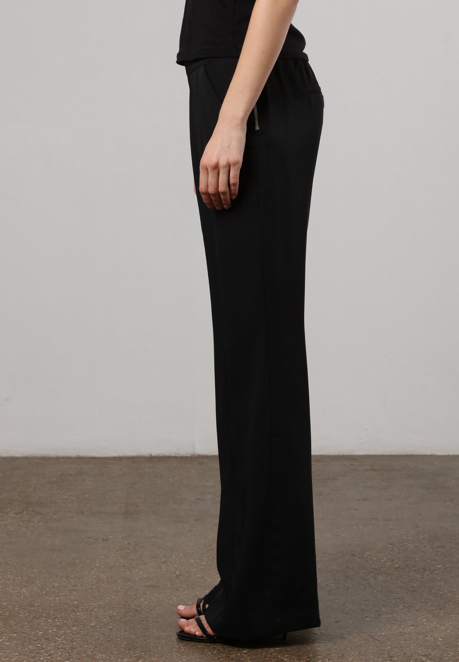 FLUX FLARE TROUSER BLACK