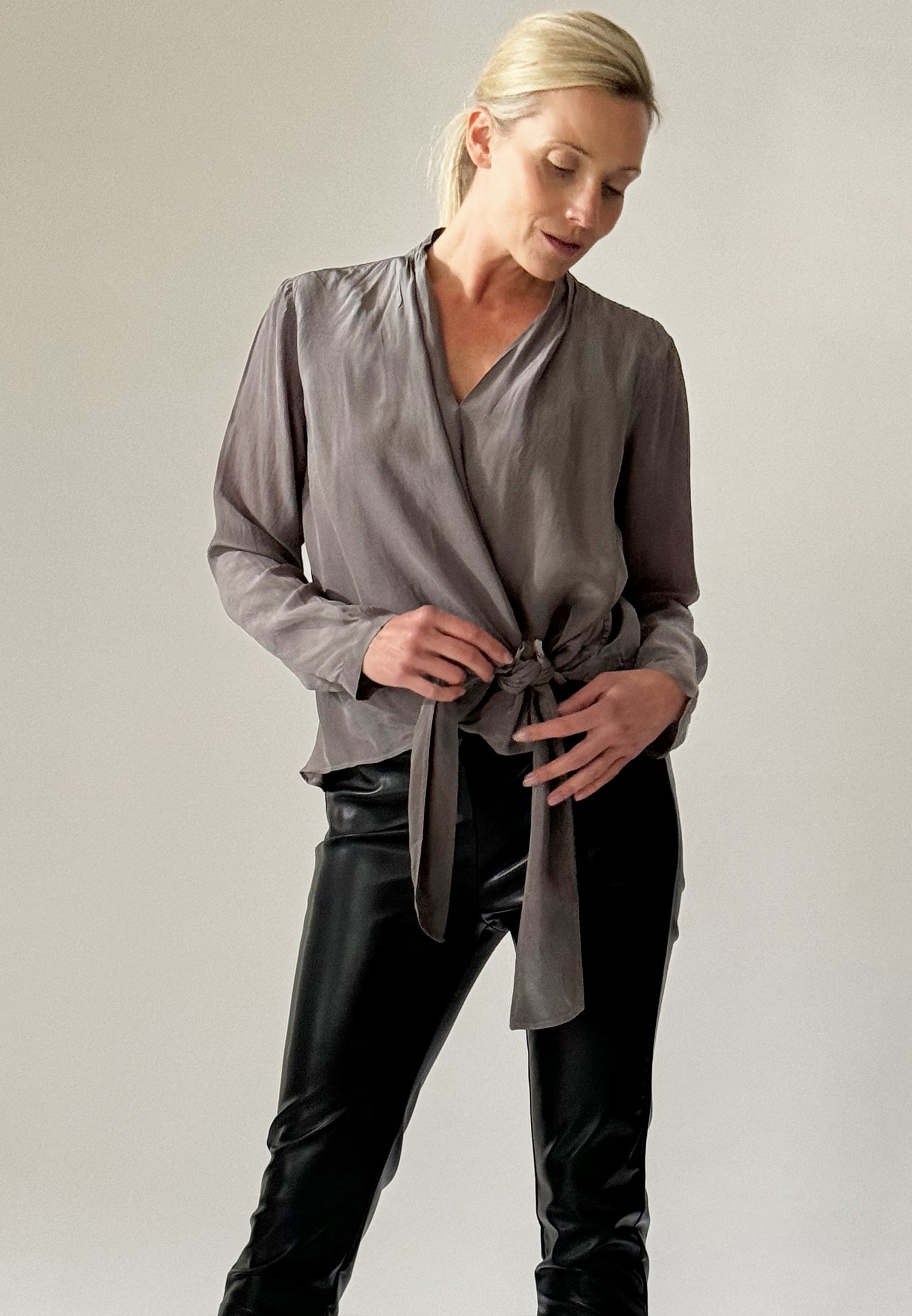 HIDDEN TOP GUNMETAL GREY