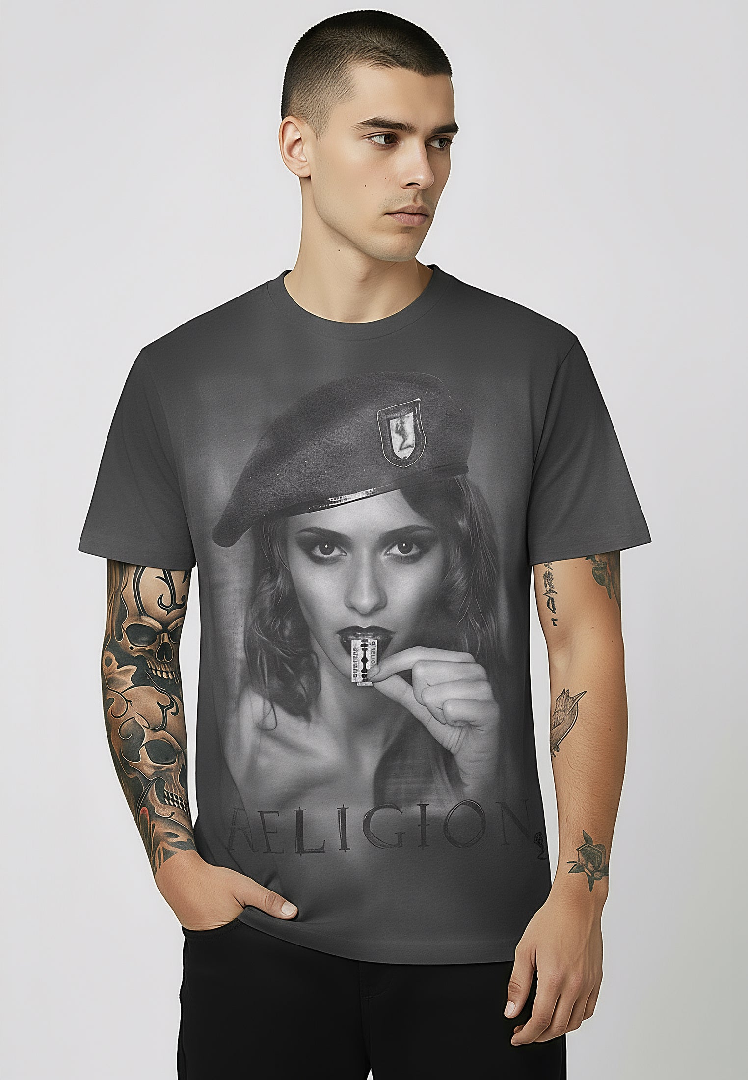 RAZOR BLADE T-SHIRT WASHED BLACK