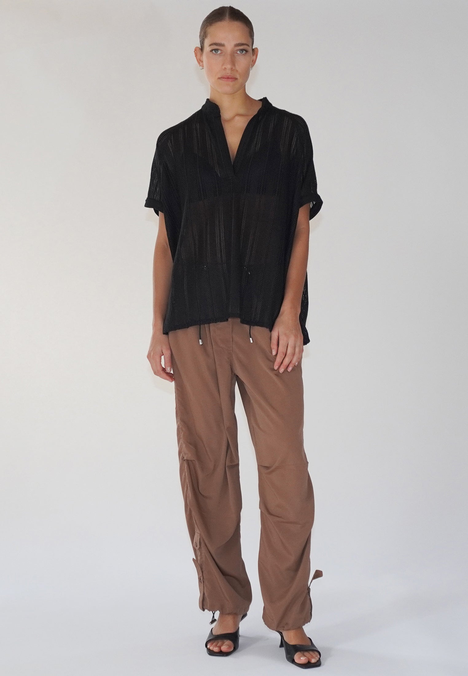 TRACE BROWN PARACHUTE TROUSERS
