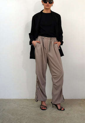 TRACE TAUPE PARACHUTE TROUSERS