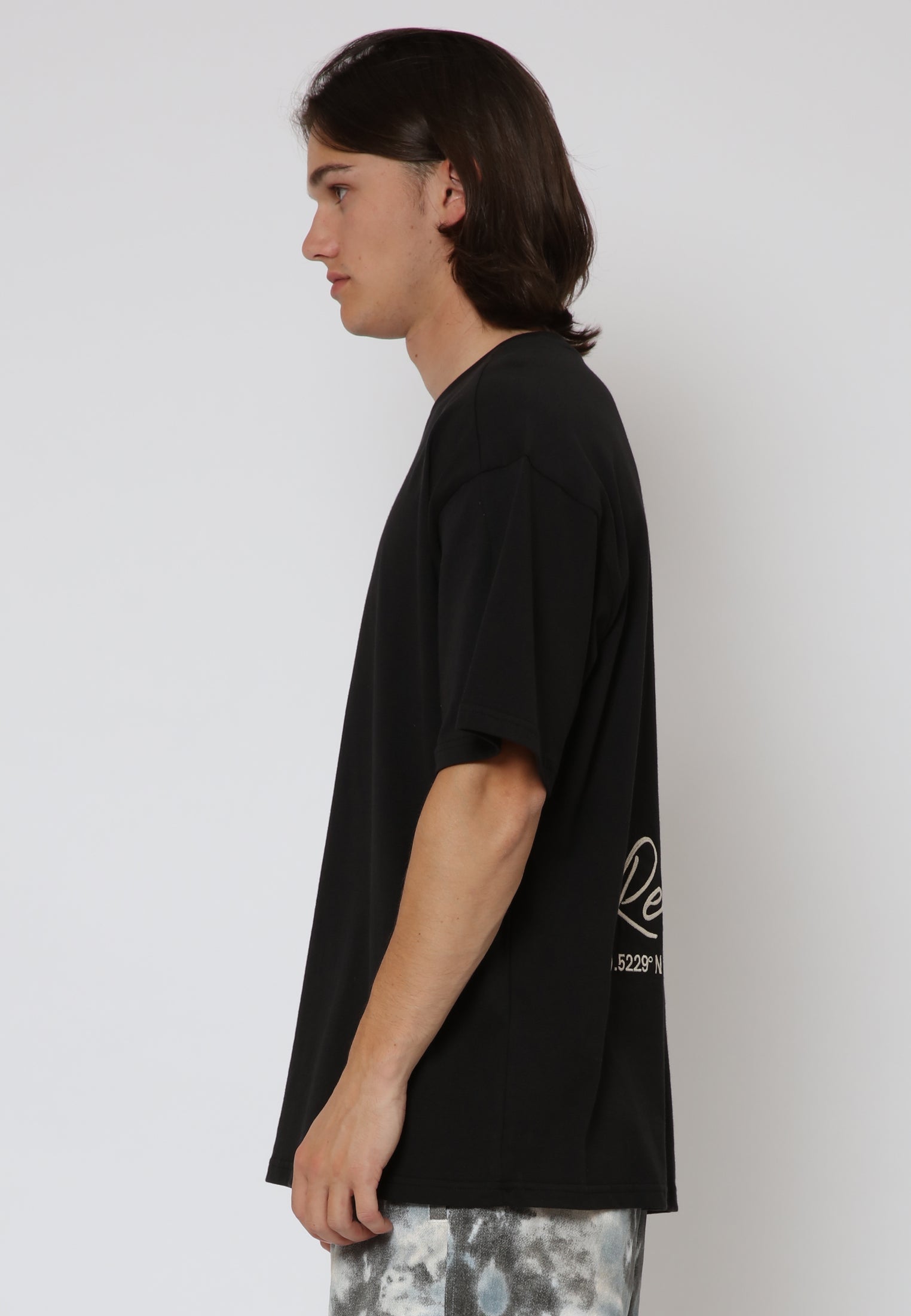 EMBROIDERED RELAXED T-SHIRT BLACK