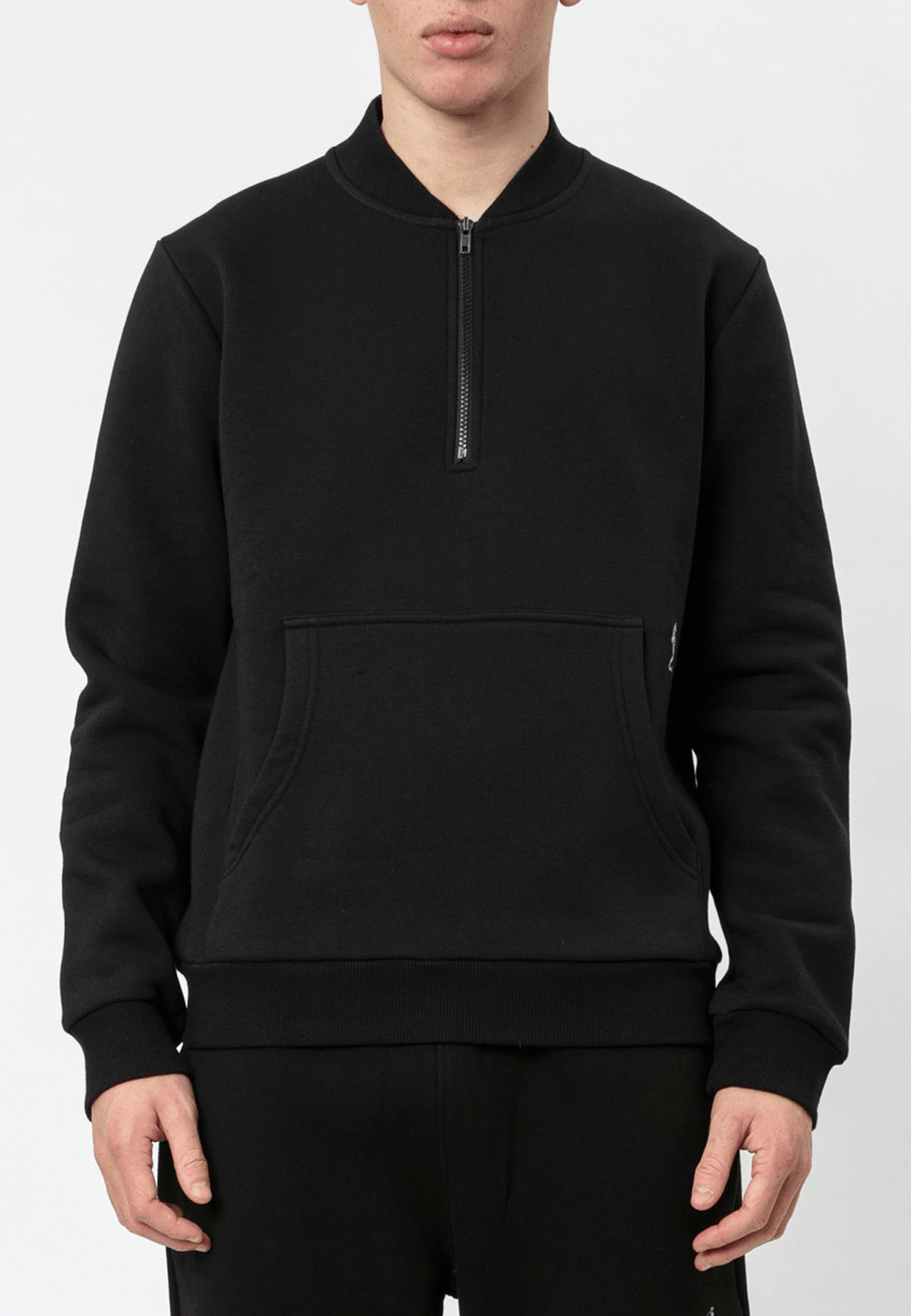 DEMAND HALF ZIP BLACK