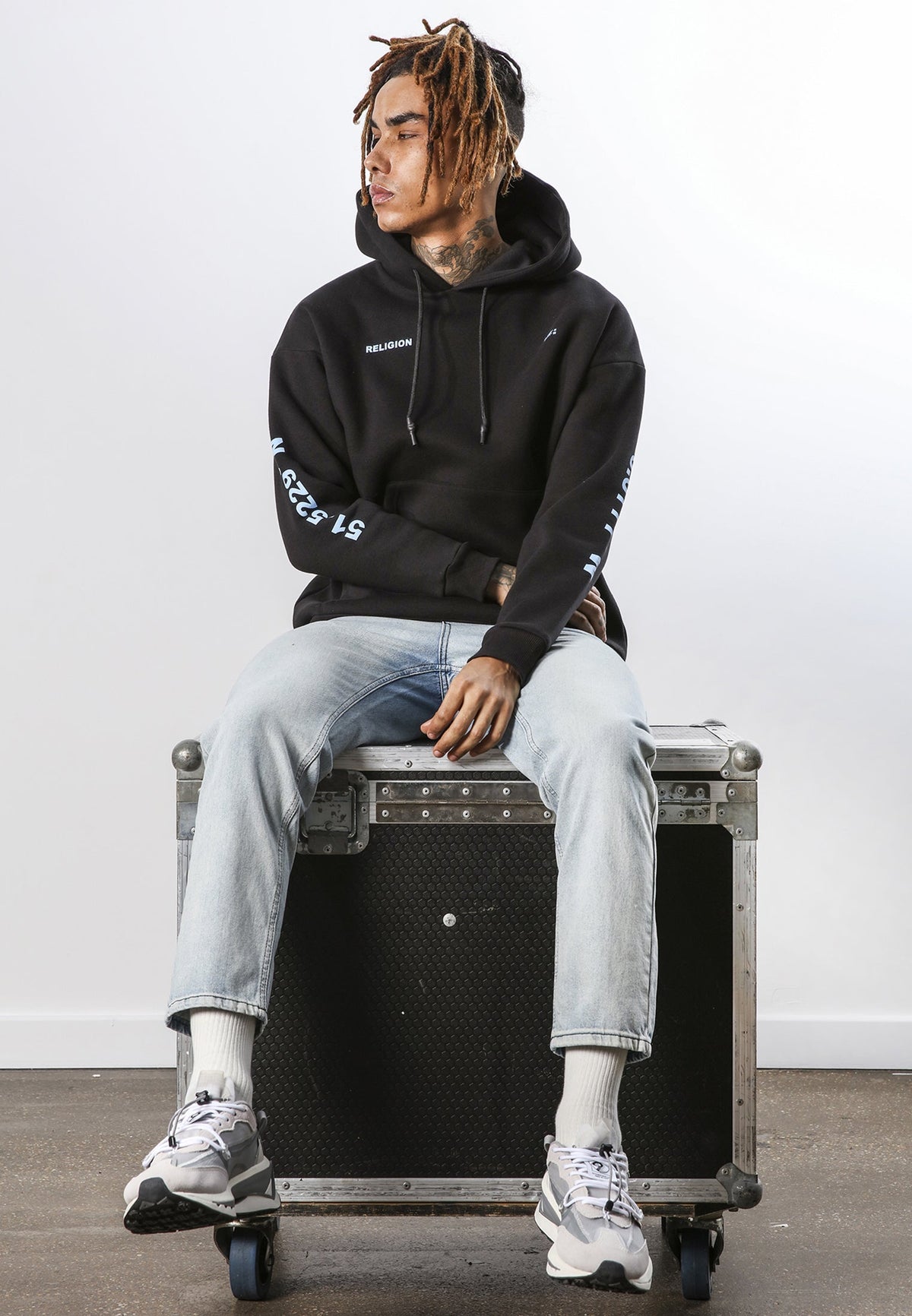 DOBERMAN HOODIE BLACK