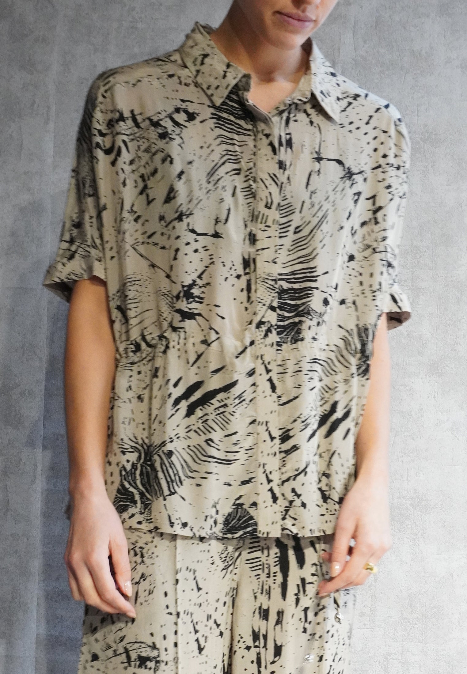 RELIGION Roots Oversized Taupe Shirt