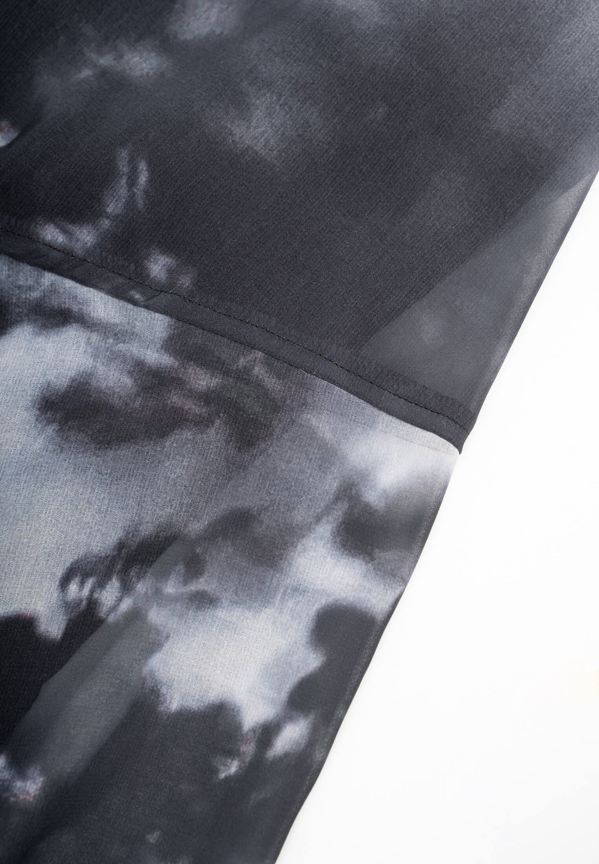 SPINEL SKIRT SHADOW PRINT BLACK & TWILIGHT BLUE