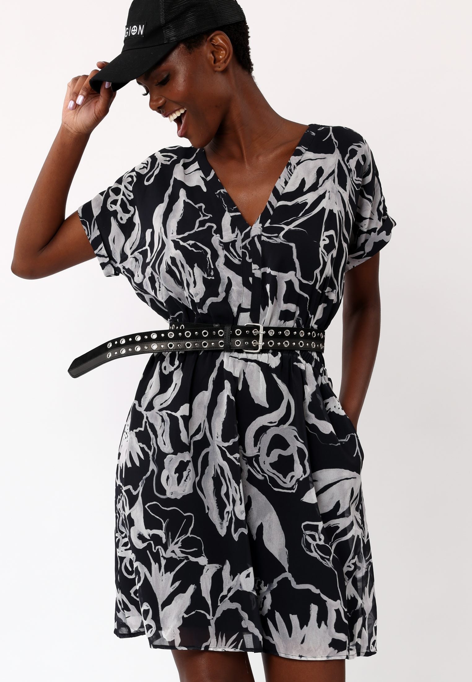 AMBER DRESS RISE BLACK