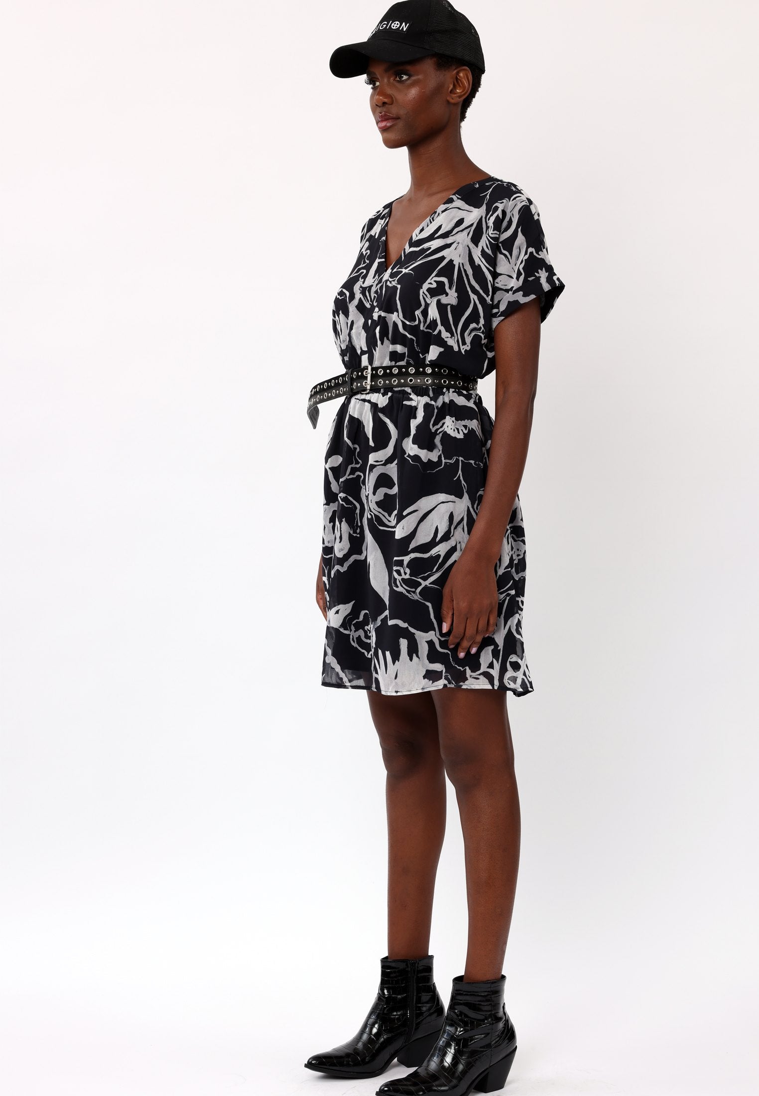 AMBER DRESS RISE BLACK