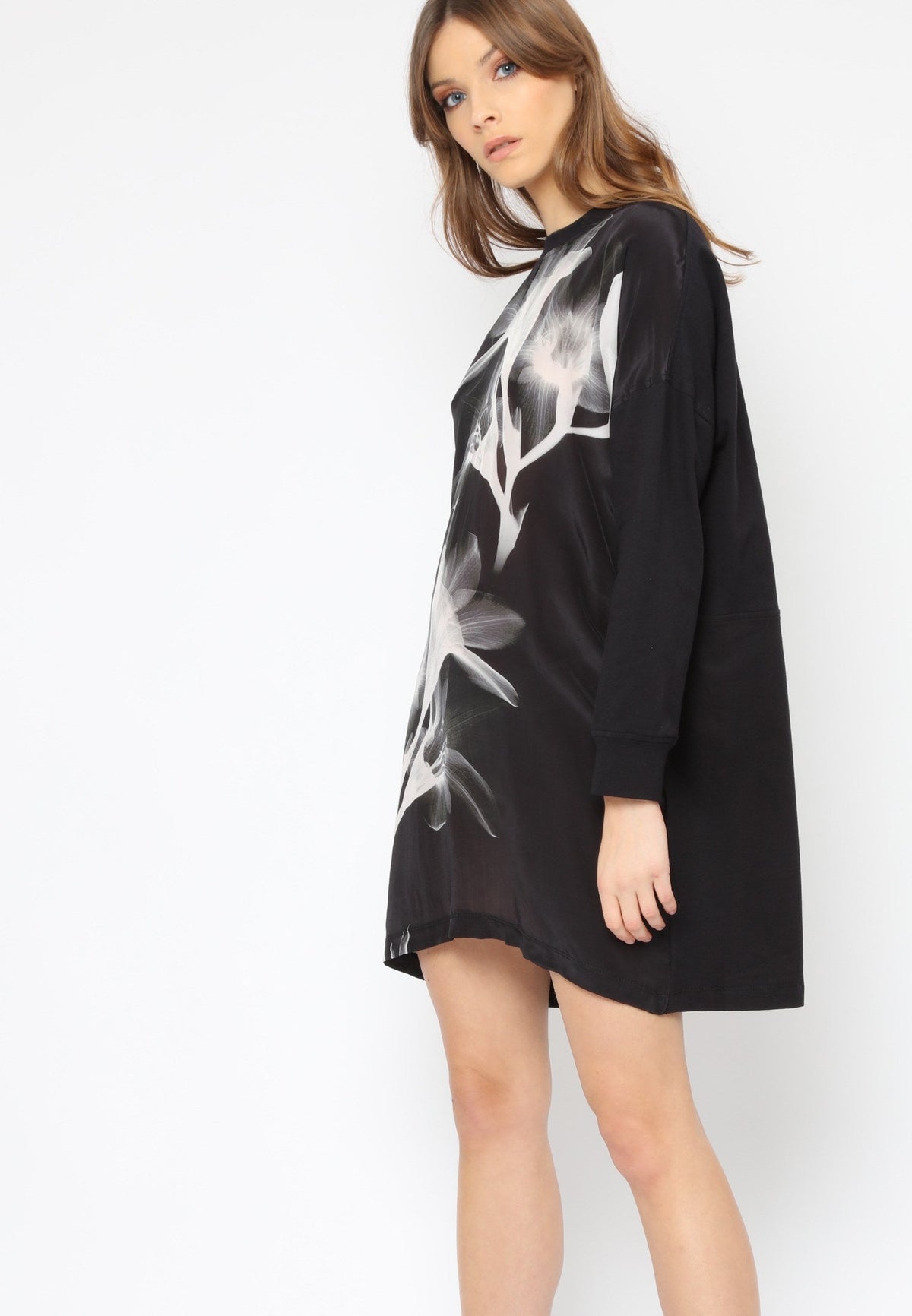 STRIKE DRESS FLORIST